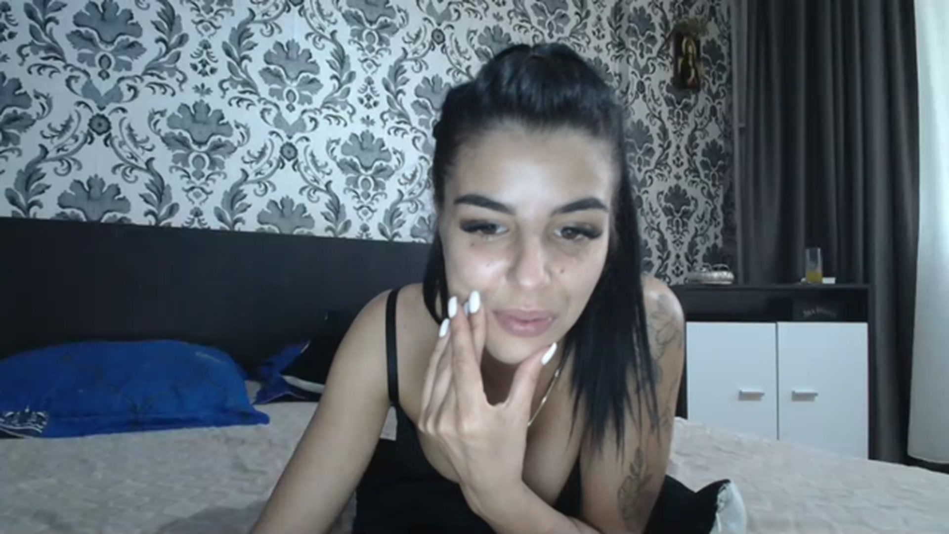 Gallery image thumbnail from AishaKenda's myfreecams stream on, 07/20/2023, 13:53 image 17 of 20