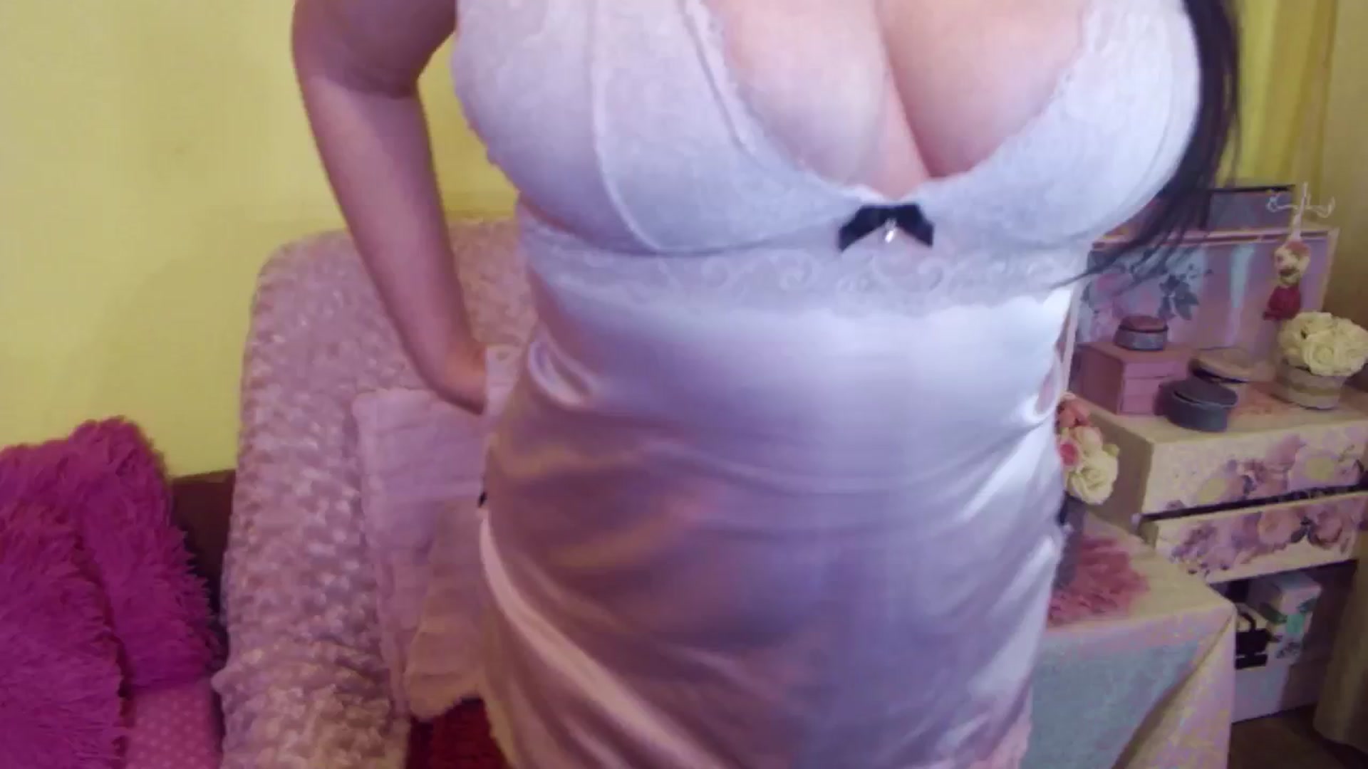 Gallery image thumbnail from AishaLee's myfreecams stream on, 03/21/2025, 15:31 image 4 of 20