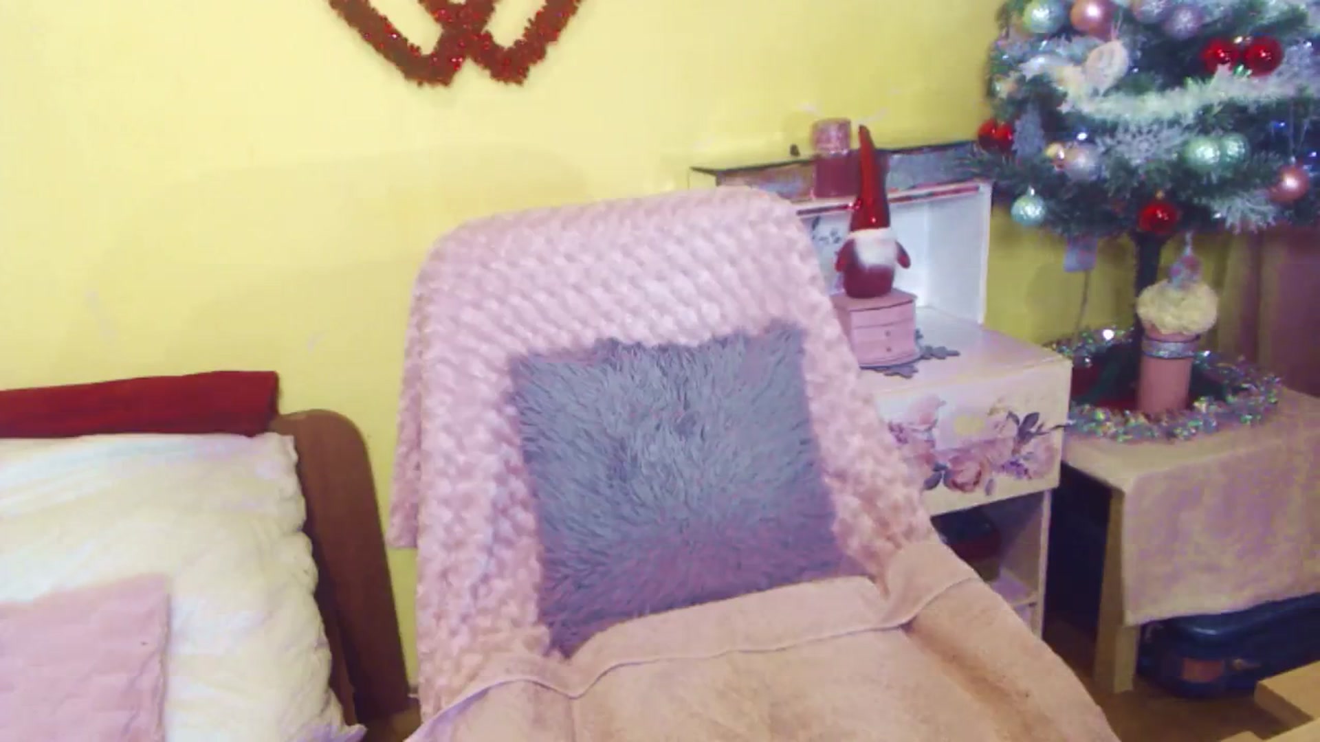 Gallery image thumbnail from AishaLee's myfreecams stream on, 12/25/2025, 15:06 image 2 of 20