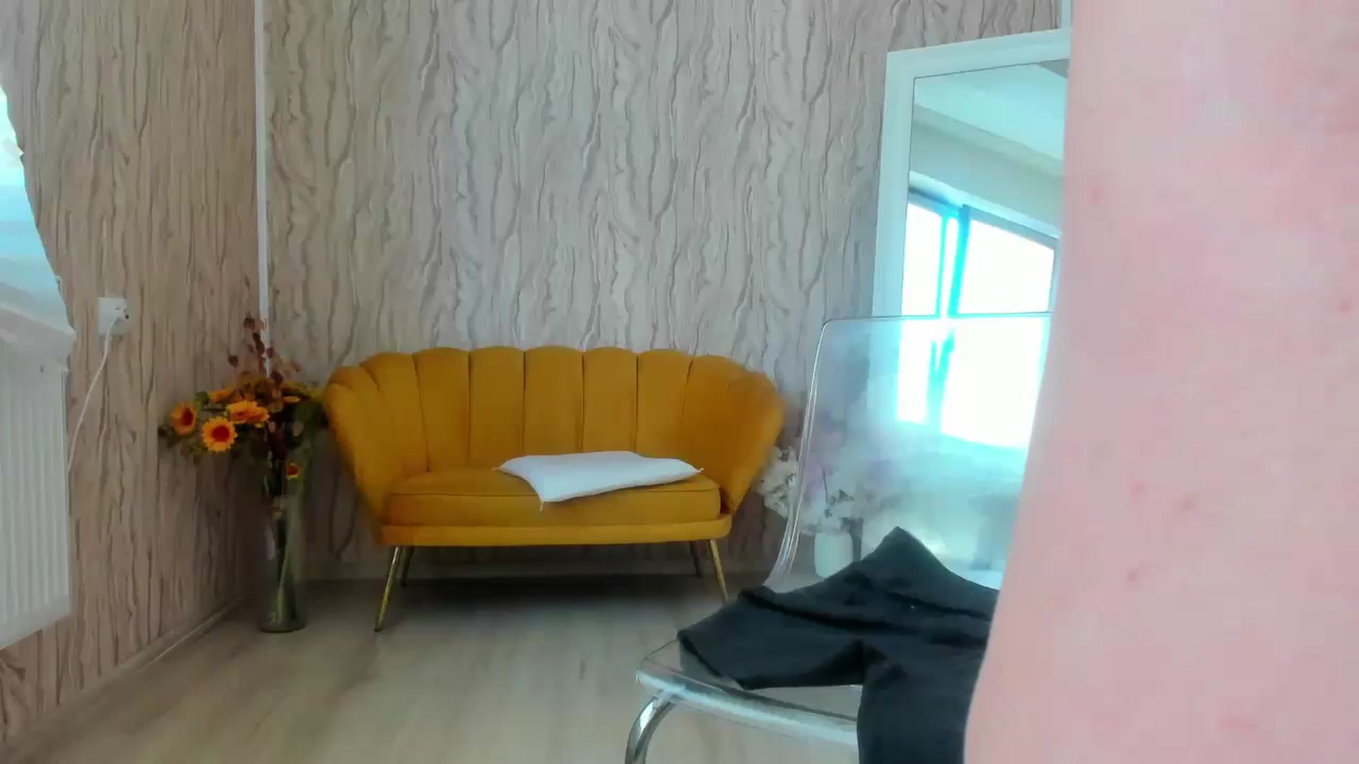 Gallery image thumbnail from AishaRouhi's myfreecams stream on, 11/02/2024, 12:31 image 1 of 20