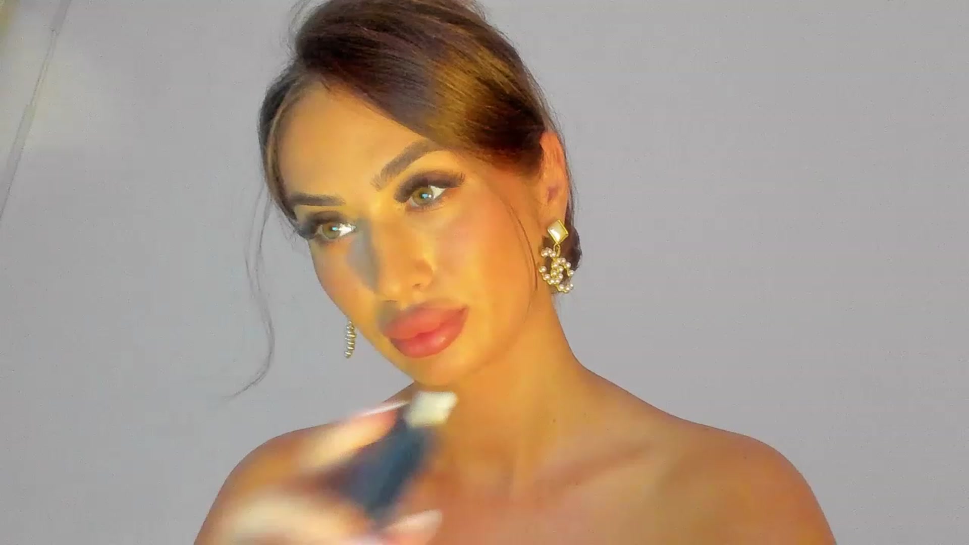 Gallery image thumbnail from AishaXsquirt's myfreecams stream on, 01/25/2023, 15:19 image 13 of 20