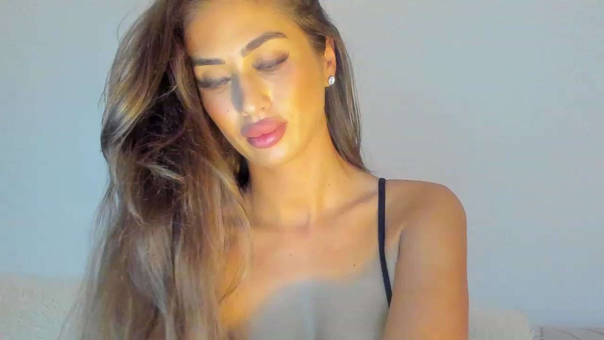 Gallery image thumbnail from AishaXsquirt's myfreecams stream on, 01/26/2023, 14:10 image 18 of 20