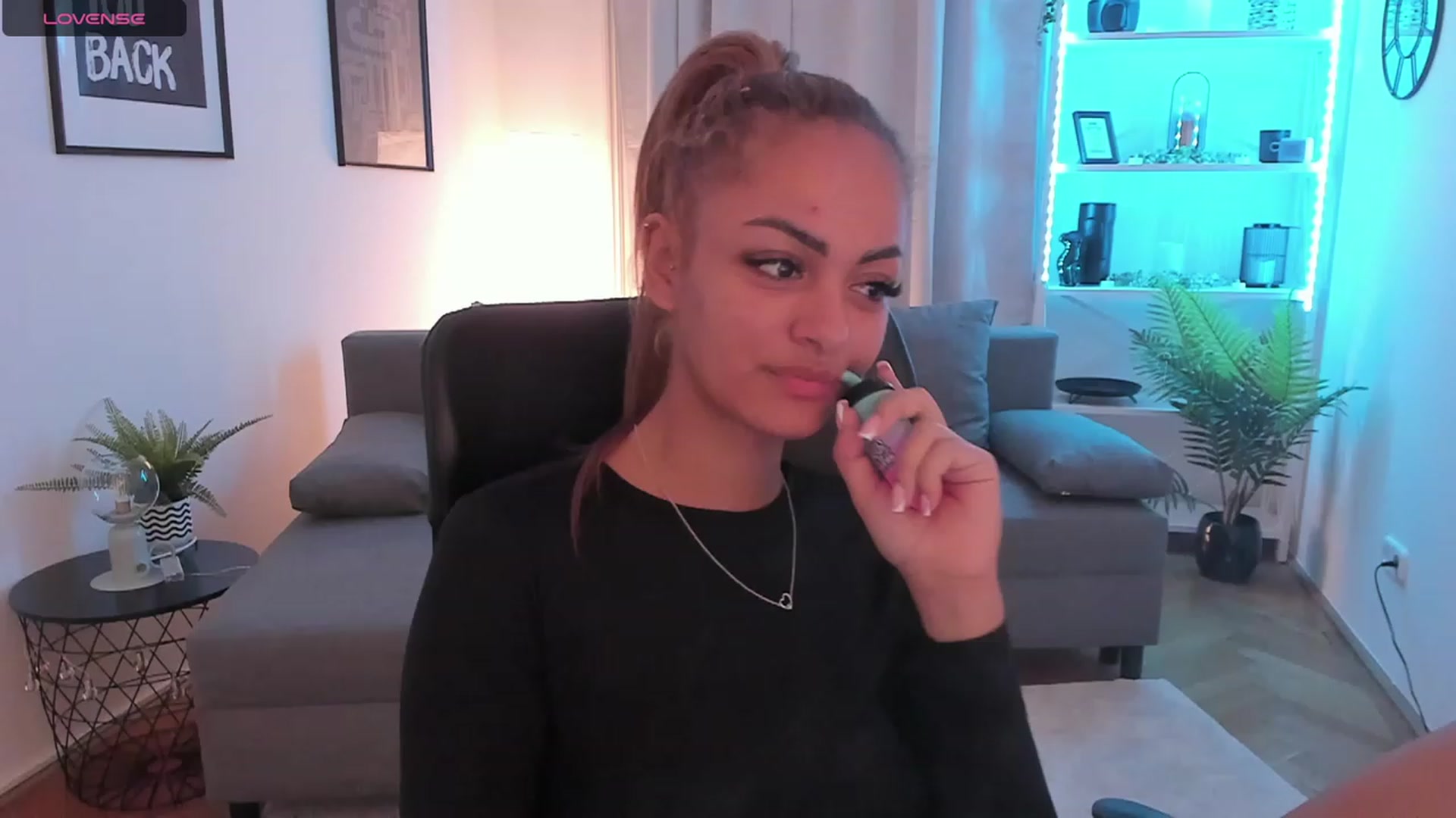 Gallery image thumbnail from Aisha_dream's myfreecams stream on, 10/20/2023, 13:48 image 4 of 20