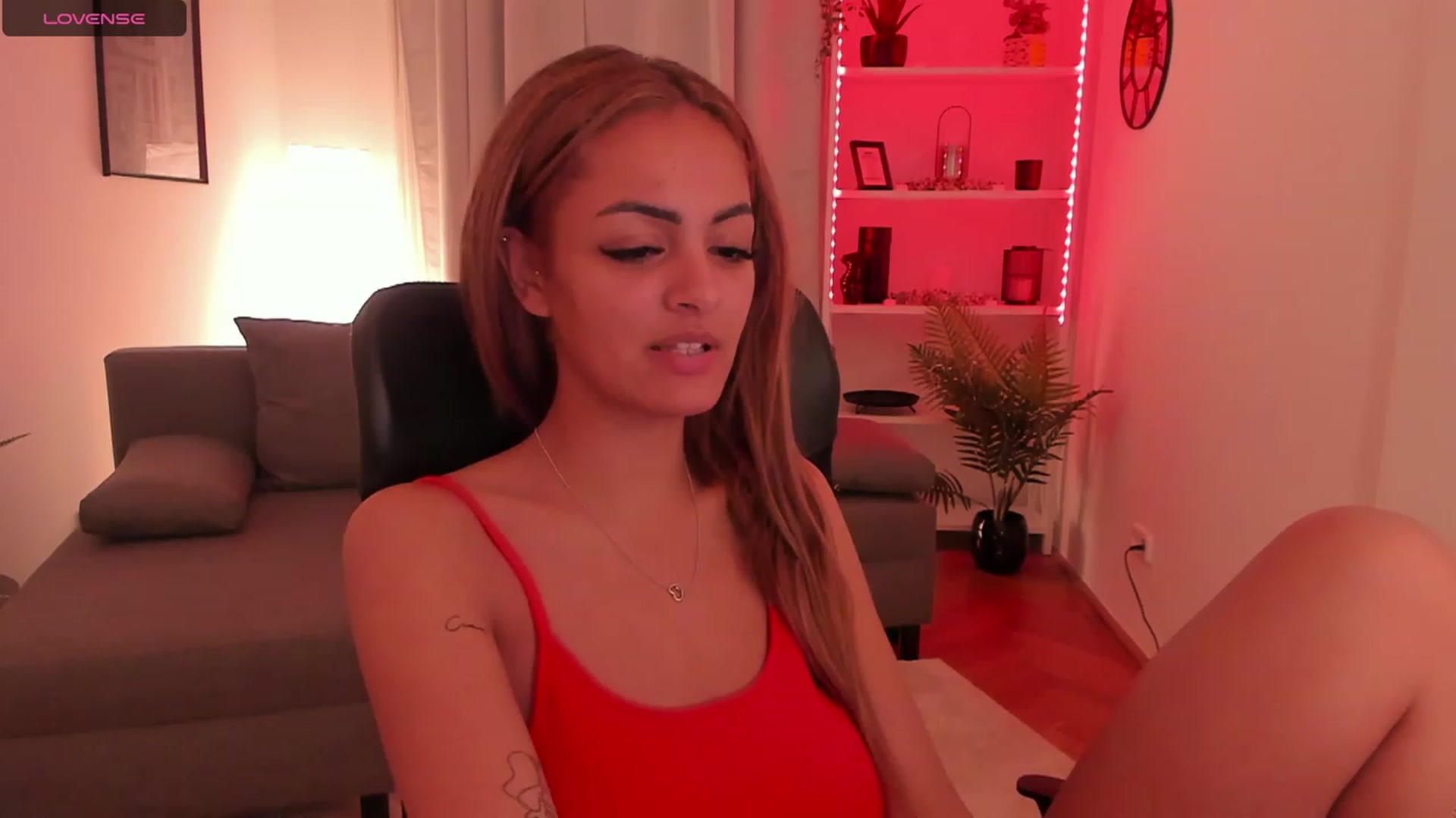 Gallery image thumbnail from Aisha_dream's myfreecams stream on, 10/22/2023, 17:03 image 14 of 20