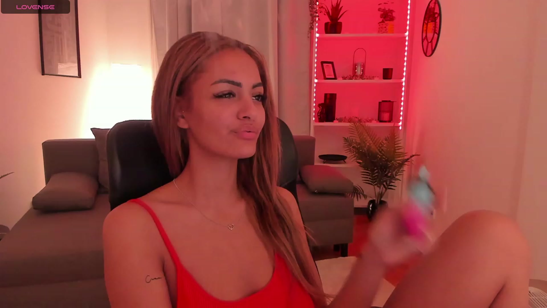 Gallery image thumbnail from Aisha_dream's myfreecams stream on, 10/22/2023, 17:03 image 11 of 20
