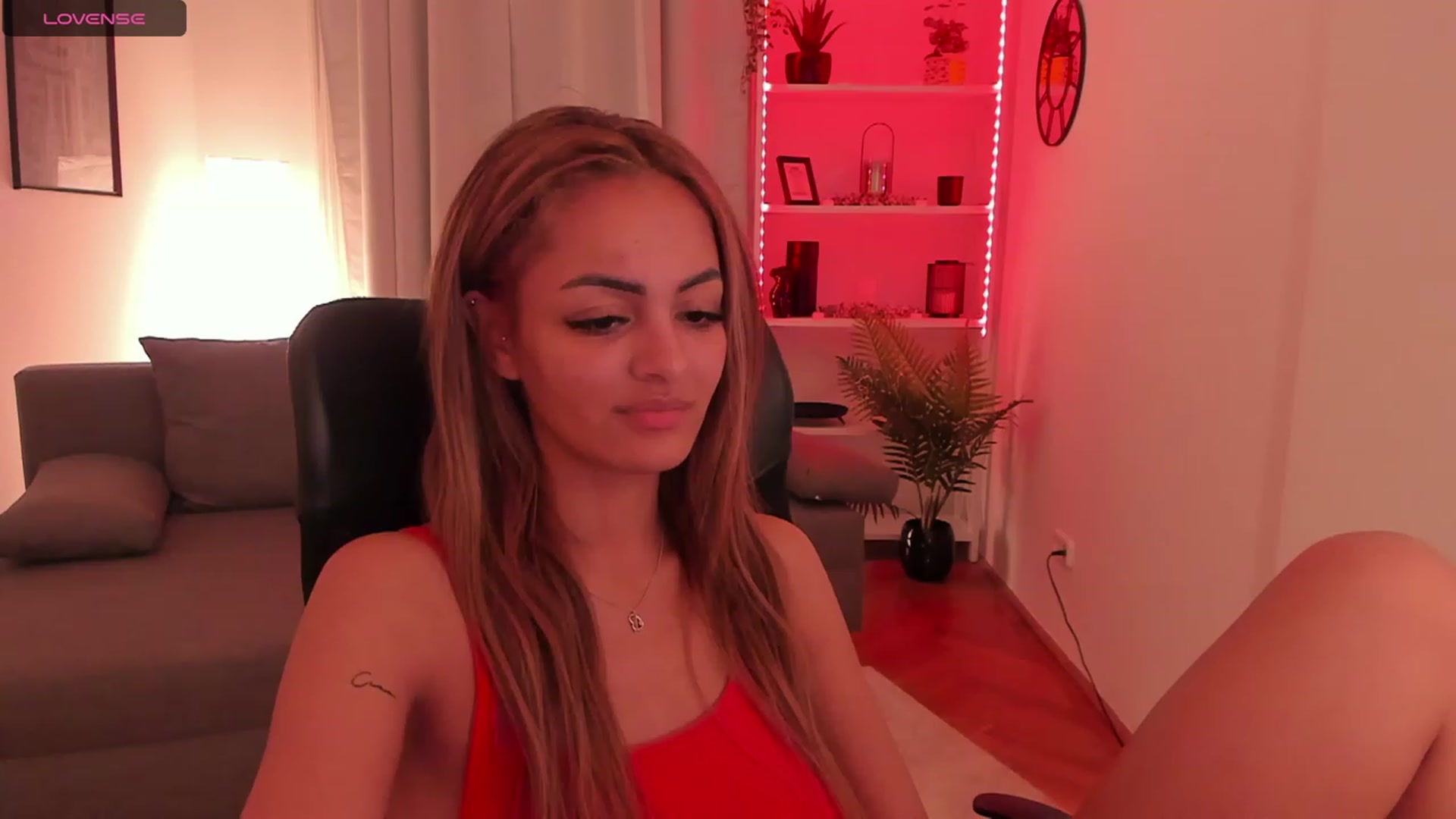 Gallery image thumbnail from Aisha_dream's myfreecams stream on, 10/22/2023, 18:25 image 18 of 20