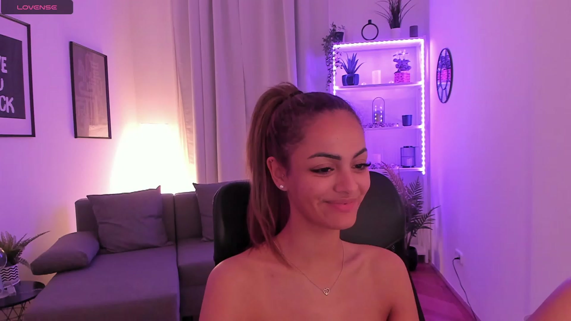 Gallery image thumbnail from Aisha_dream's myfreecams stream on, 11/03/2023, 22:39 image 19 of 20