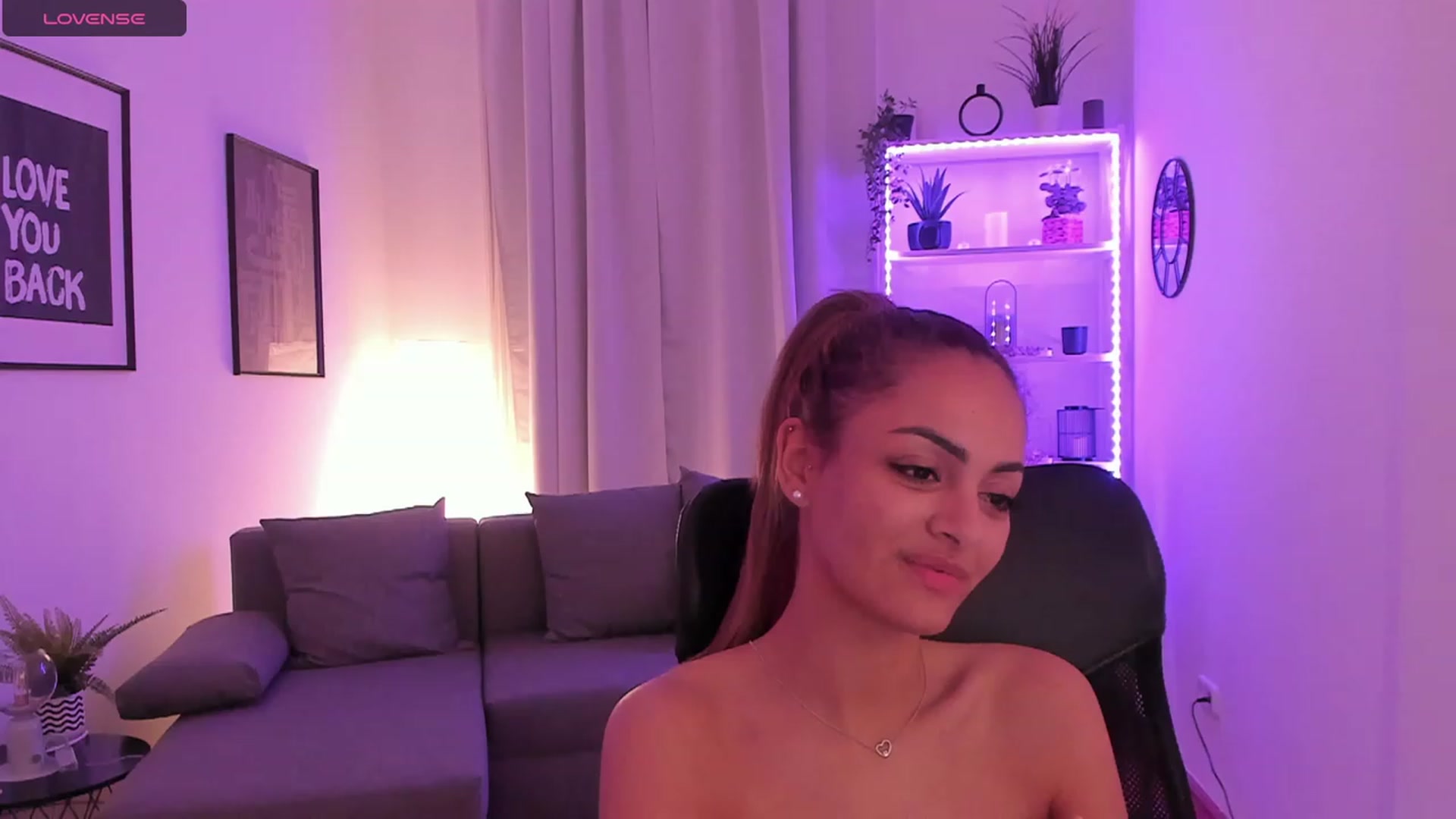 Gallery image thumbnail from Aisha_dream's myfreecams stream on, 11/03/2023, 23:20 image 10 of 20