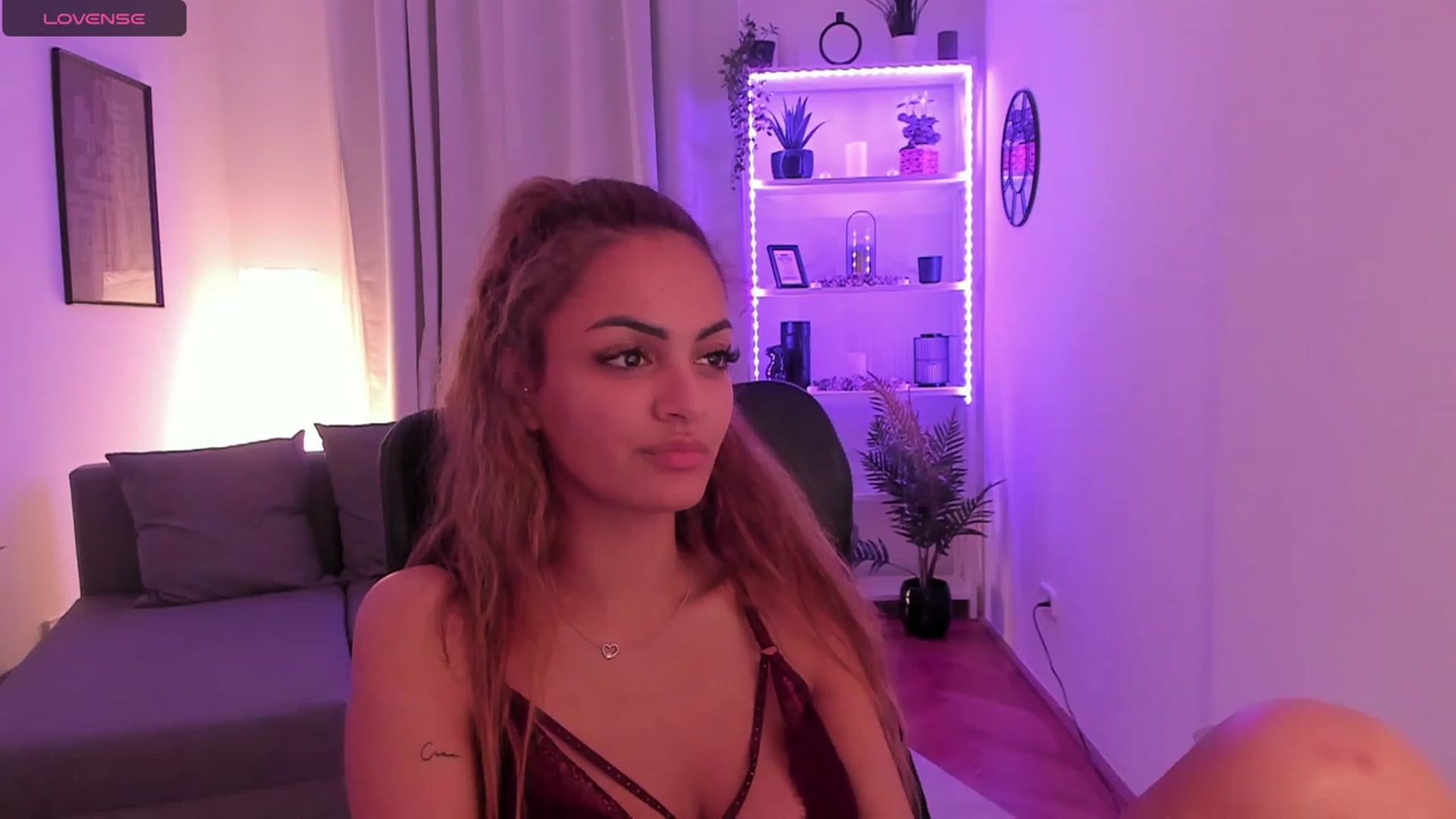 Gallery image thumbnail from Aisha_dream's myfreecams stream on, 11/05/2023, 23:35 image 3 of 20