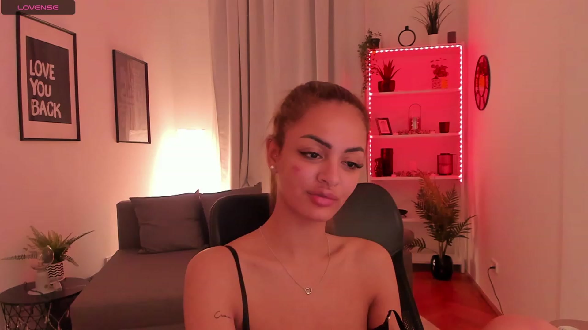 Gallery image thumbnail from Aisha_dream's myfreecams stream on, 11/08/2023, 19:10 image 10 of 20