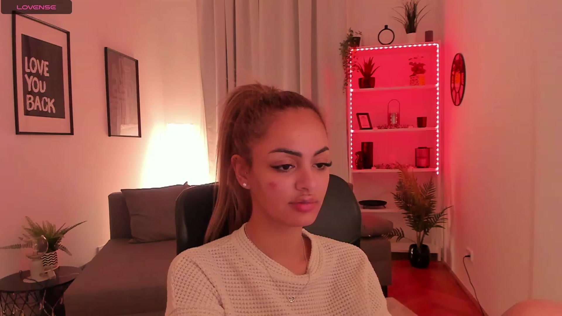 Gallery image thumbnail from Aisha_dream's myfreecams stream on, 11/08/2023, 19:49 image 1 of 20