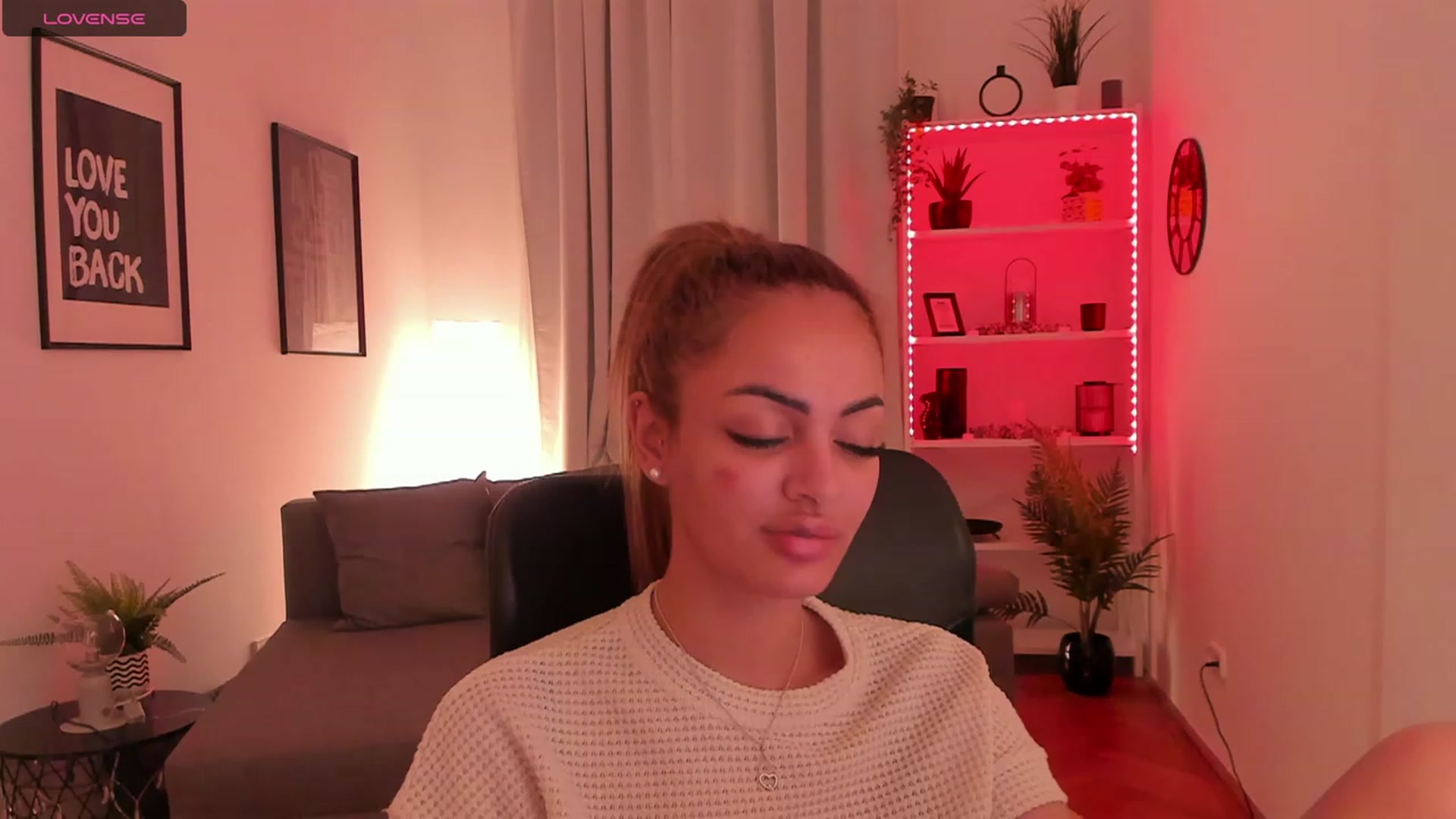 Gallery image thumbnail from Aisha_dream's myfreecams stream on, 11/08/2023, 19:49 image 5 of 20