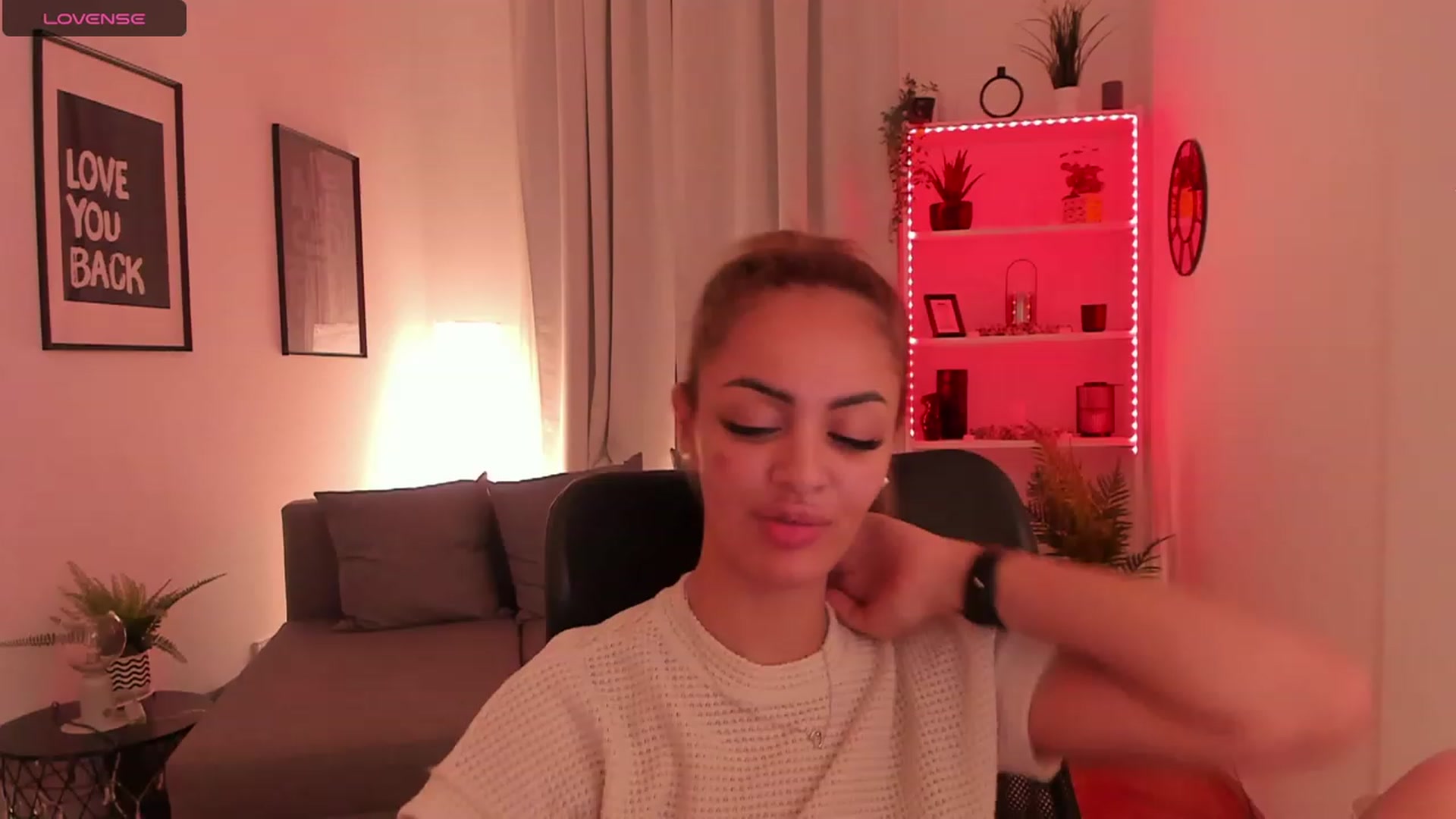 Gallery image thumbnail from Aisha_dream's myfreecams stream on, 11/08/2023, 19:49 image 17 of 20