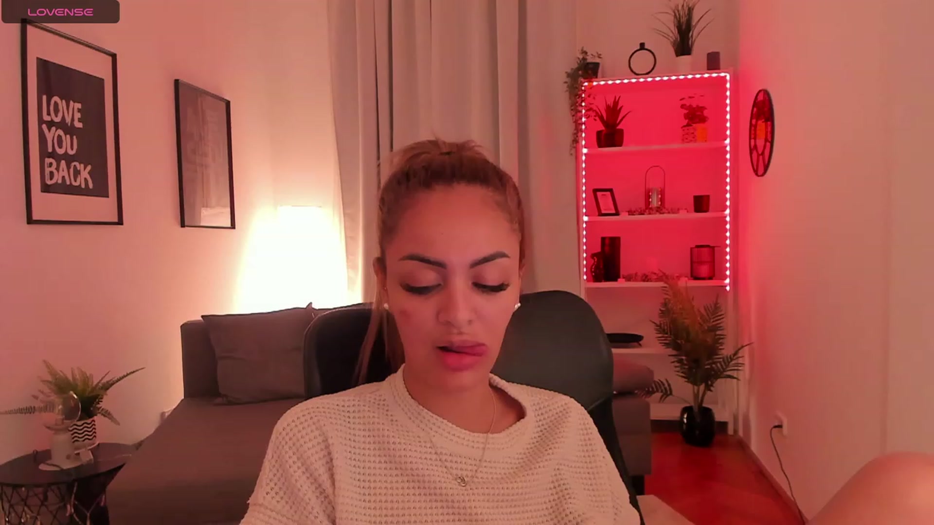 Gallery image thumbnail from Aisha_dream's myfreecams stream on, 11/08/2023, 19:49 image 18 of 20