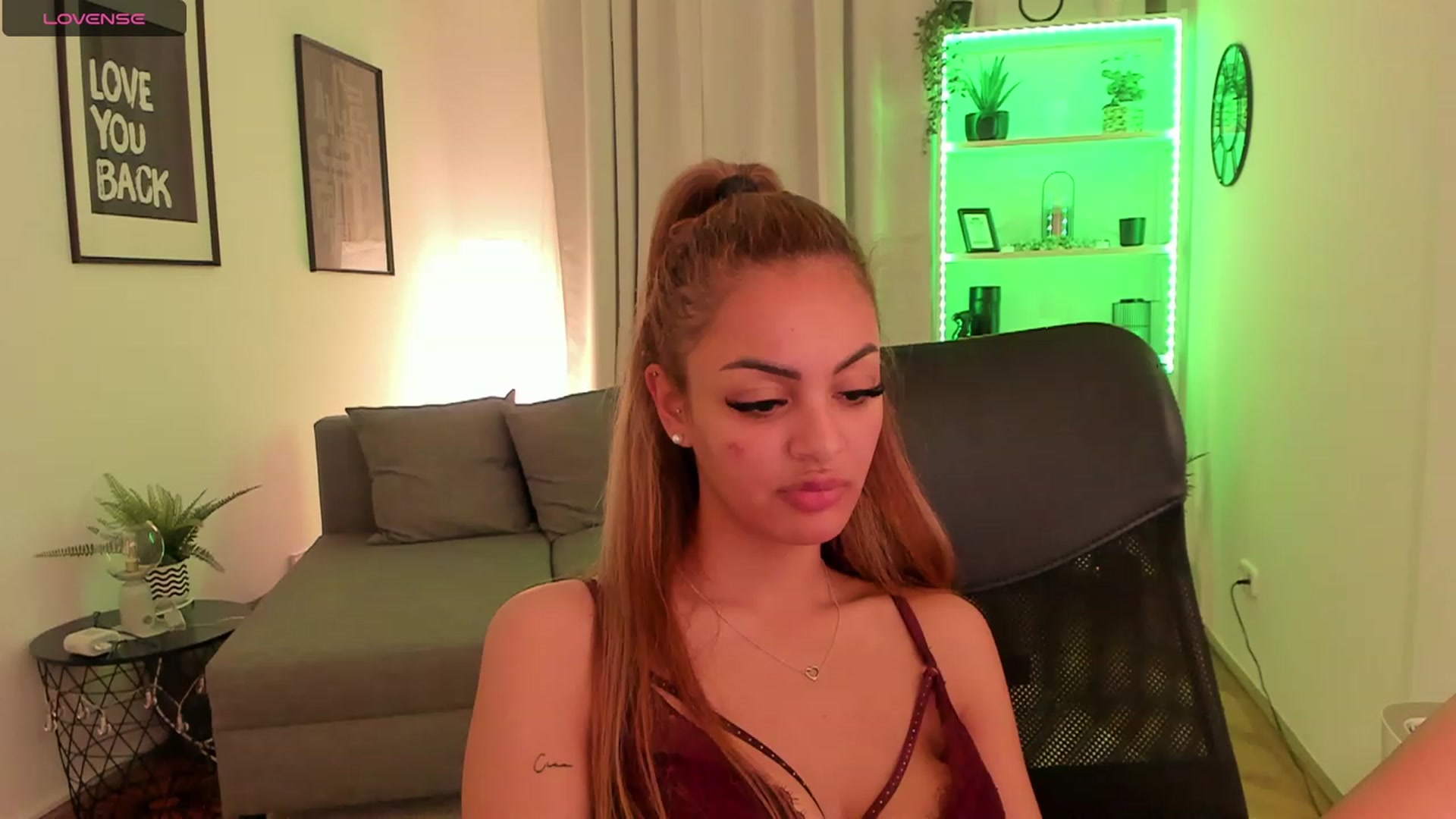 Gallery image thumbnail from Aisha_dream's myfreecams stream on, 11/10/2023, 17:23 image 2 of 20