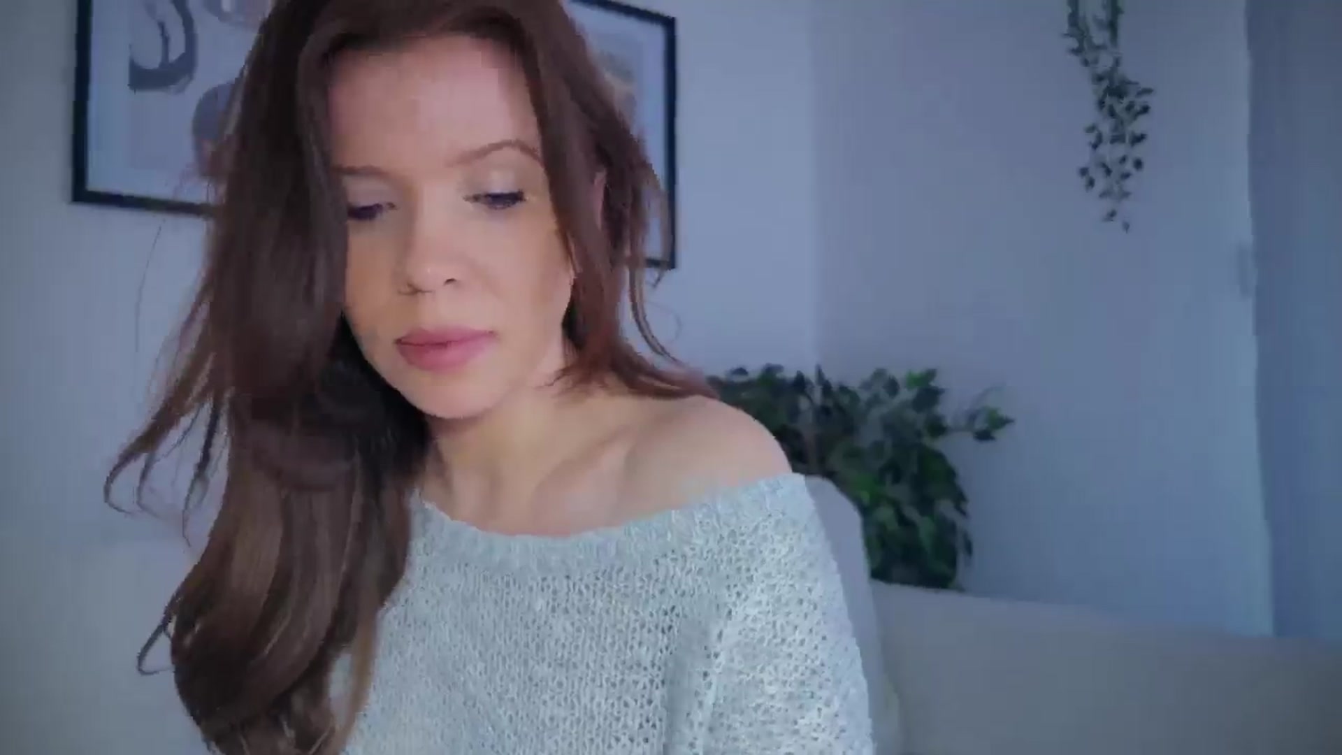 Gallery image thumbnail from Aithne's myfreecams stream on, 03/09/2025, 13:16 image 9 of 20