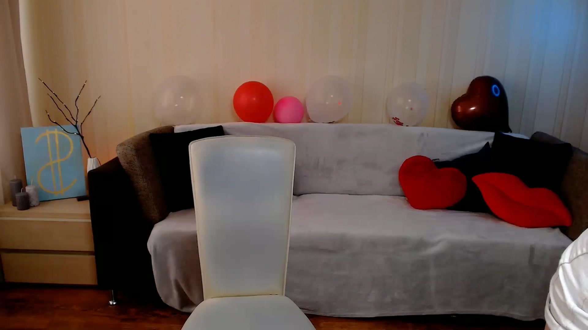 Gallery image thumbnail from Aiza_Belle's myfreecams stream on, 02/27/2024, 12:34 image 17 of 20