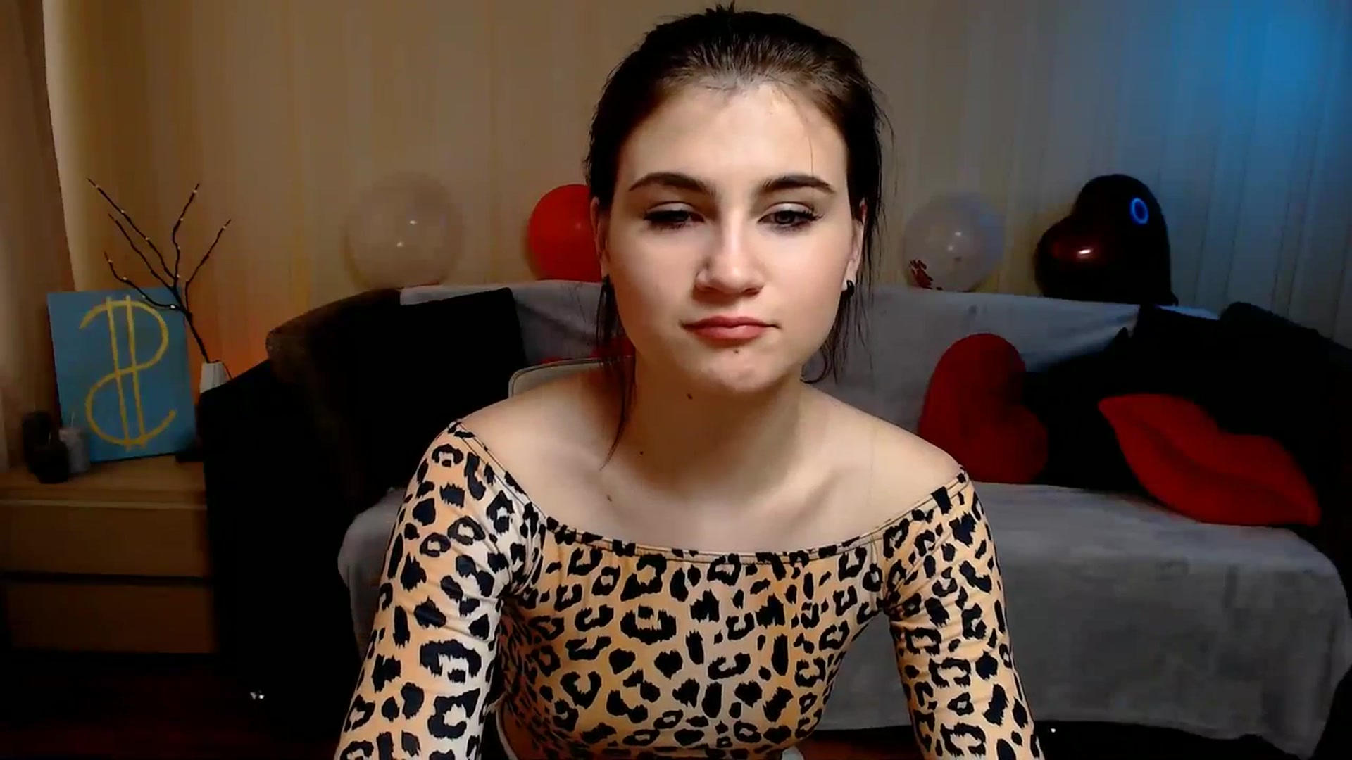 Gallery image thumbnail from Aiza_Belle's myfreecams stream on, 02/27/2024, 14:35 image 13 of 20