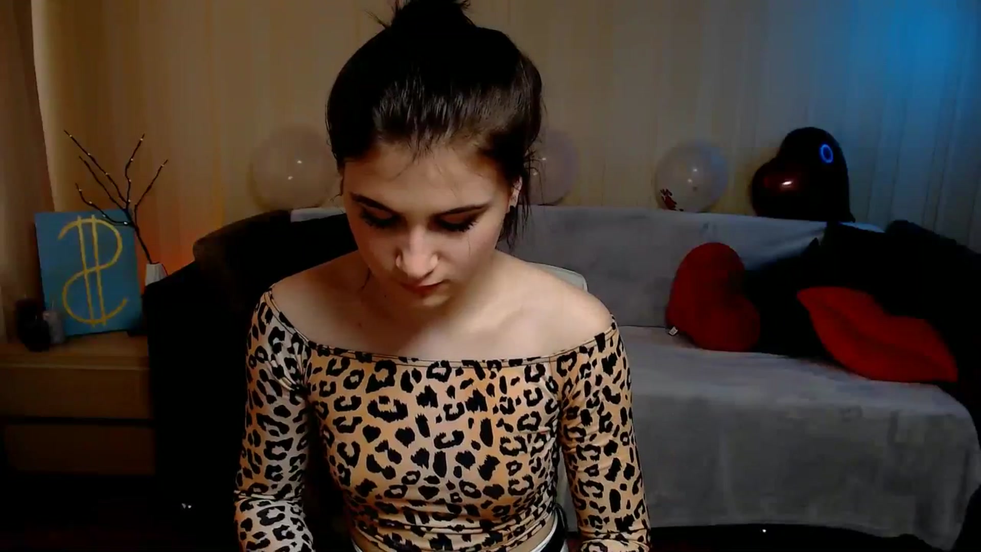 Gallery image thumbnail from Aiza_Belle's myfreecams stream on, 02/27/2024, 14:35 image 15 of 20