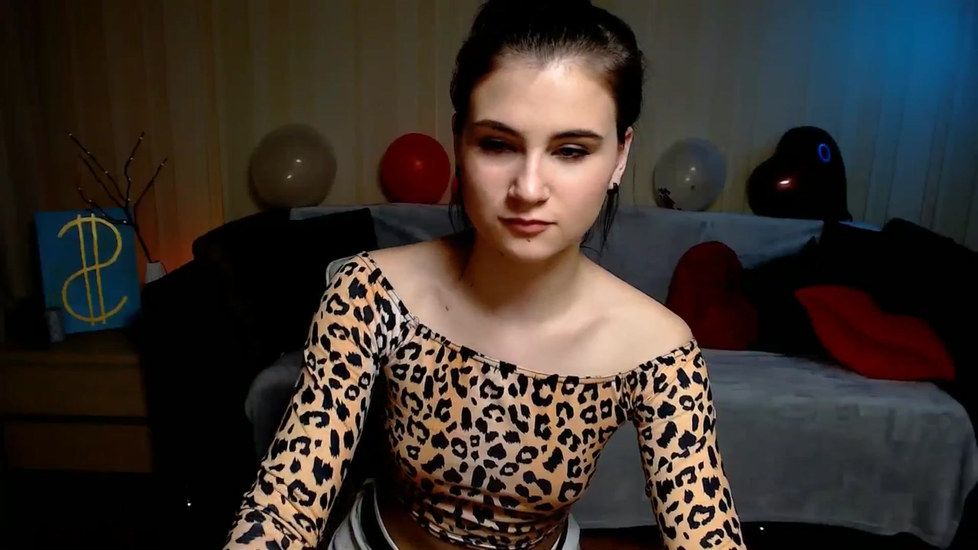 Gallery image thumbnail from Aiza_Belle's myfreecams stream on, 02/27/2024, 15:46 image 20 of 20