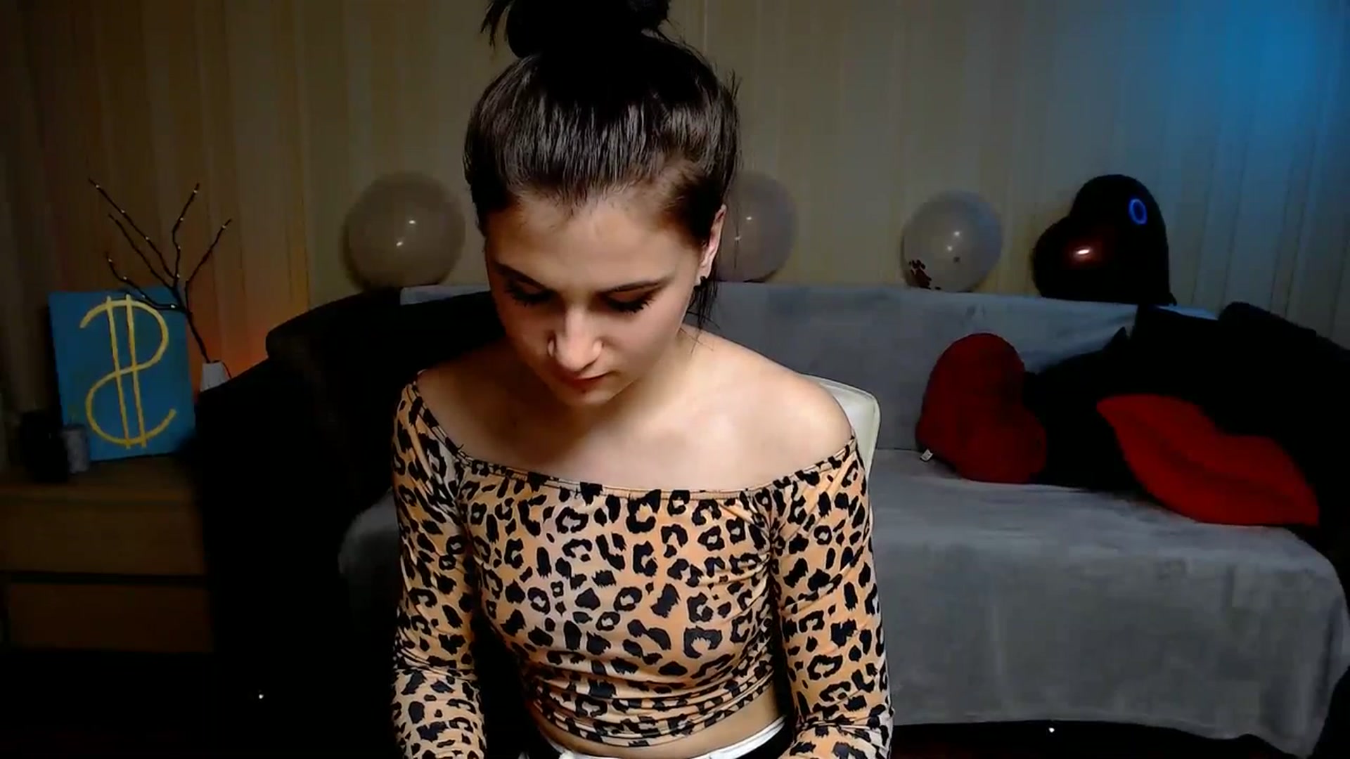 Gallery image thumbnail from Aiza_Belle's myfreecams stream on, 02/27/2024, 15:46 image 9 of 20