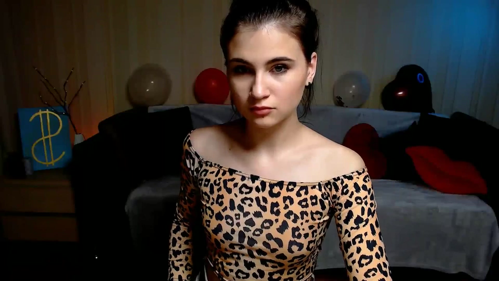 Gallery image thumbnail from Aiza_Belle's myfreecams stream on, 02/27/2024, 15:46 image 11 of 20