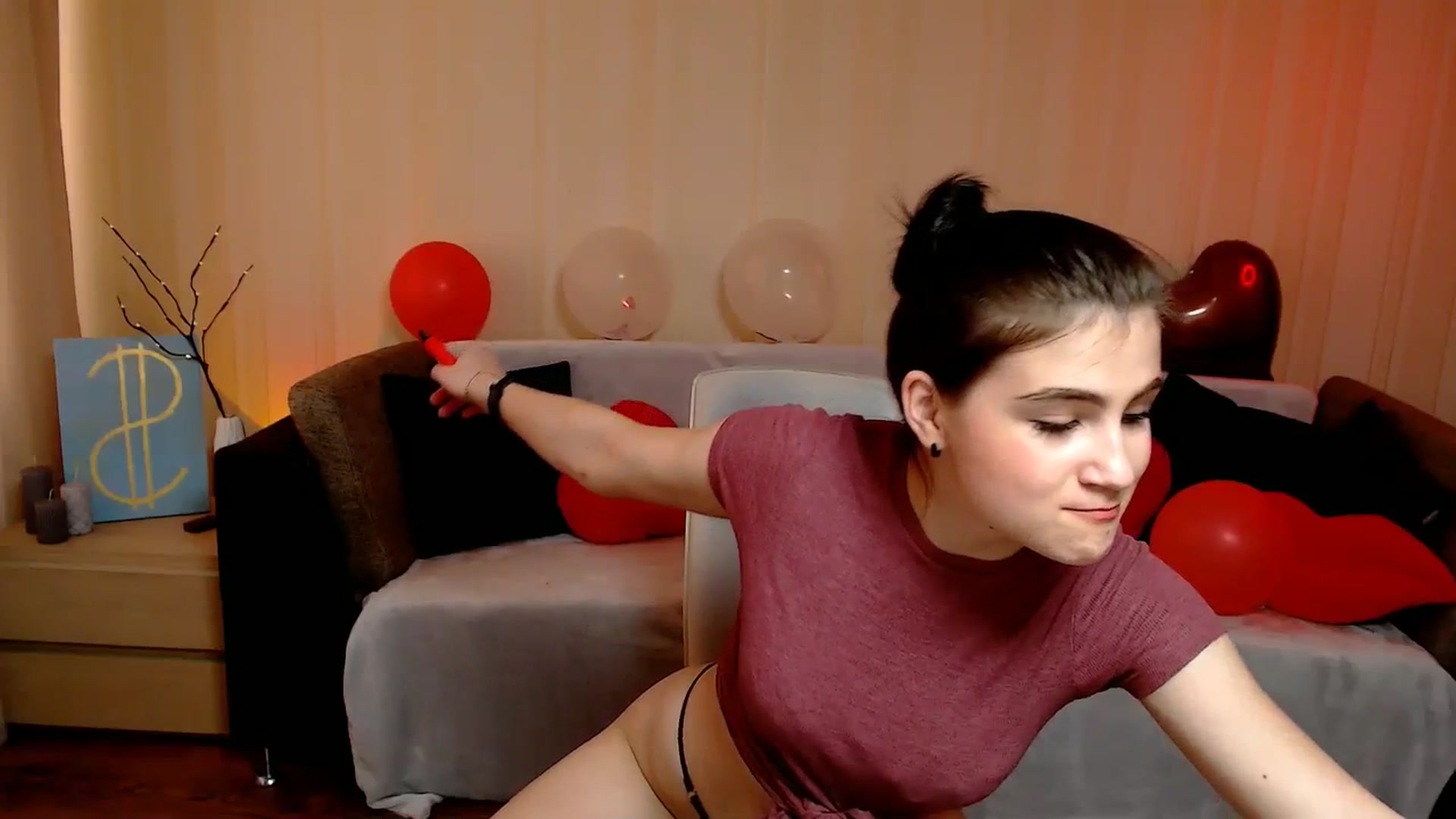 Gallery image thumbnail from Aiza_Belle's myfreecams stream on, 02/29/2024, 15:17 image 6 of 20