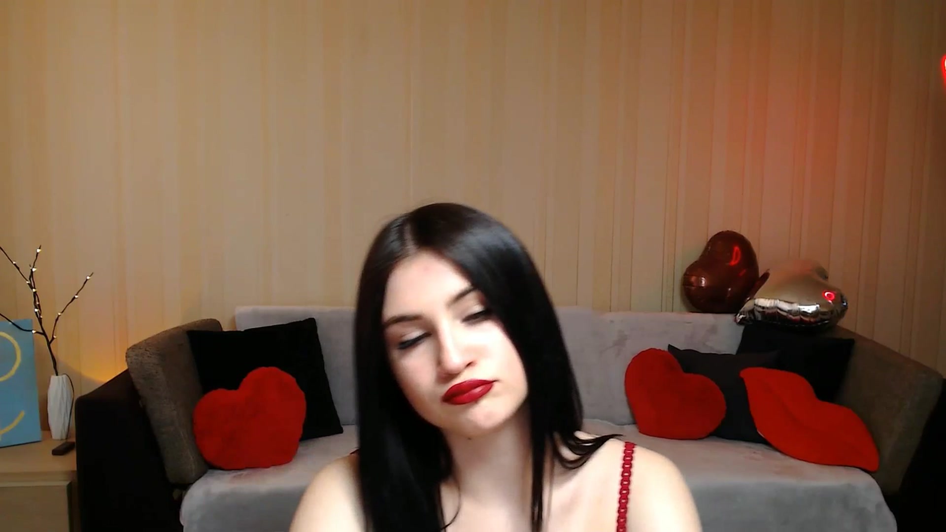 Gallery image thumbnail from Aiza_Belle's myfreecams stream on, 03/26/2024, 15:56 image 15 of 20