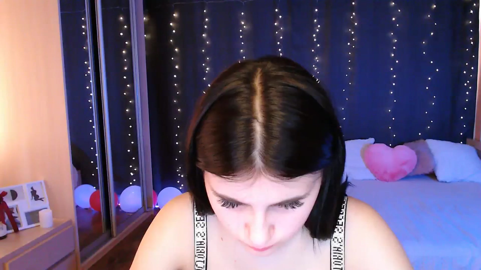 Gallery image thumbnail from Aiza_Belle's myfreecams stream on, 04/02/2024, 11:28 image 14 of 20