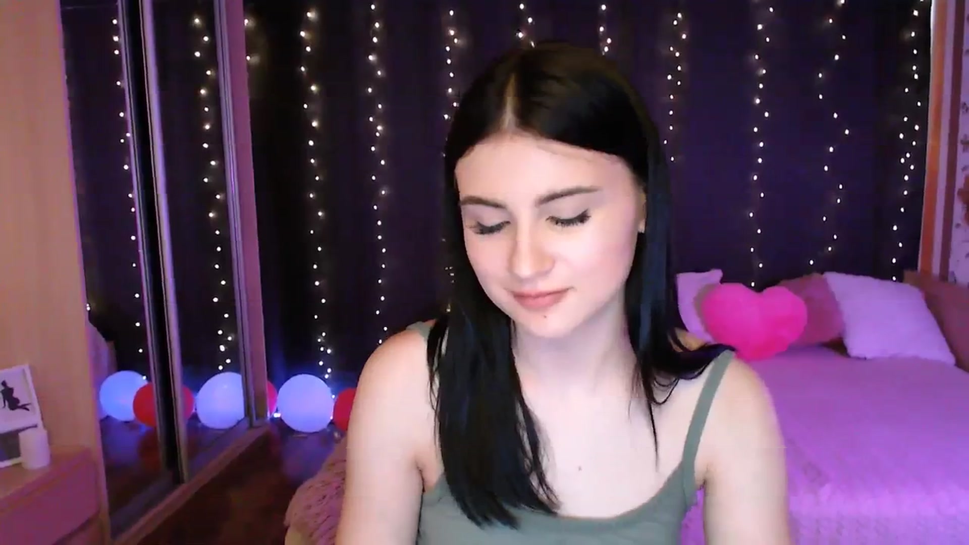Gallery image thumbnail from Aiza_Belle's myfreecams stream on, 04/02/2024, 14:32 image 19 of 20