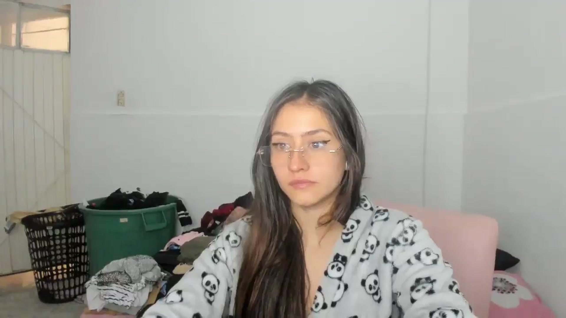 Gallery image thumbnail from Akemi_lux's myfreecams stream on, 04/30/2025, 15:50 image 19 of 20