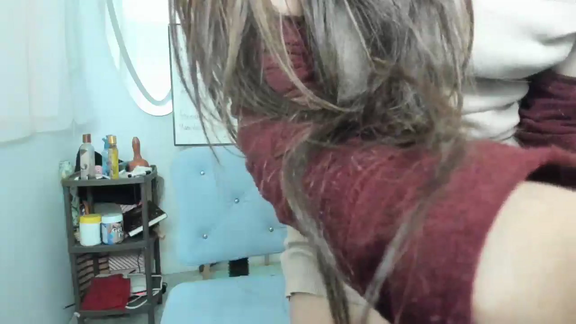 Gallery image thumbnail from Akemi_lux's myfreecams stream on, 05/14/2025, 14:30 image 3 of 20