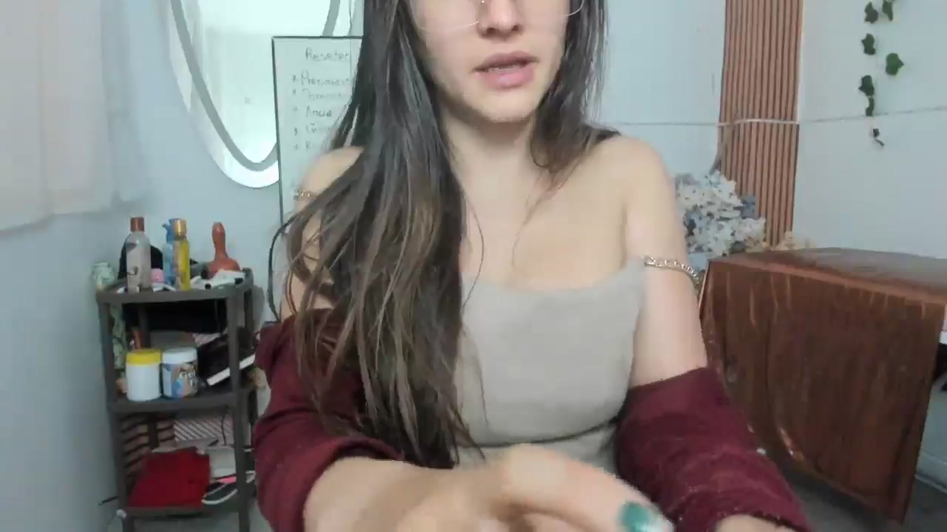 Gallery image thumbnail from Akemi_lux's myfreecams stream on, 05/14/2025, 14:30 image 6 of 20