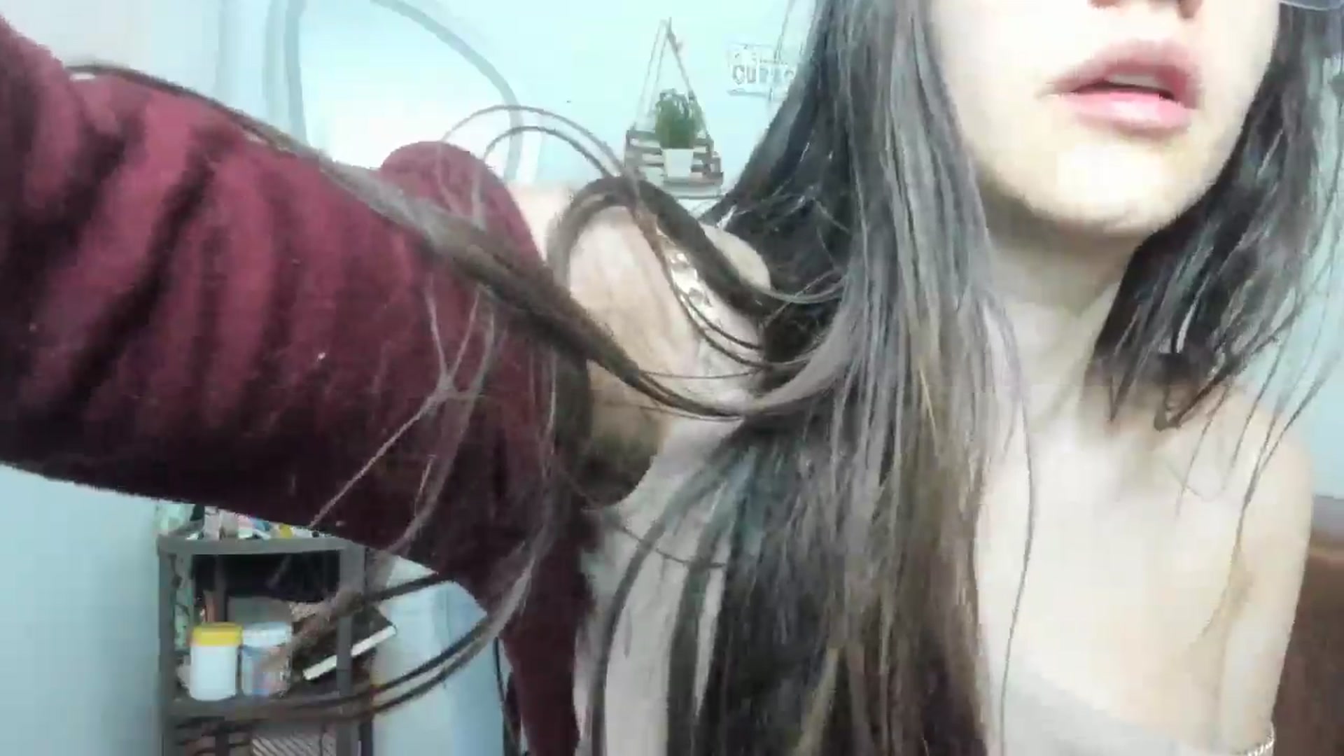 Gallery image thumbnail from Akemi_lux's myfreecams stream on, 05/14/2025, 14:30 image 7 of 20