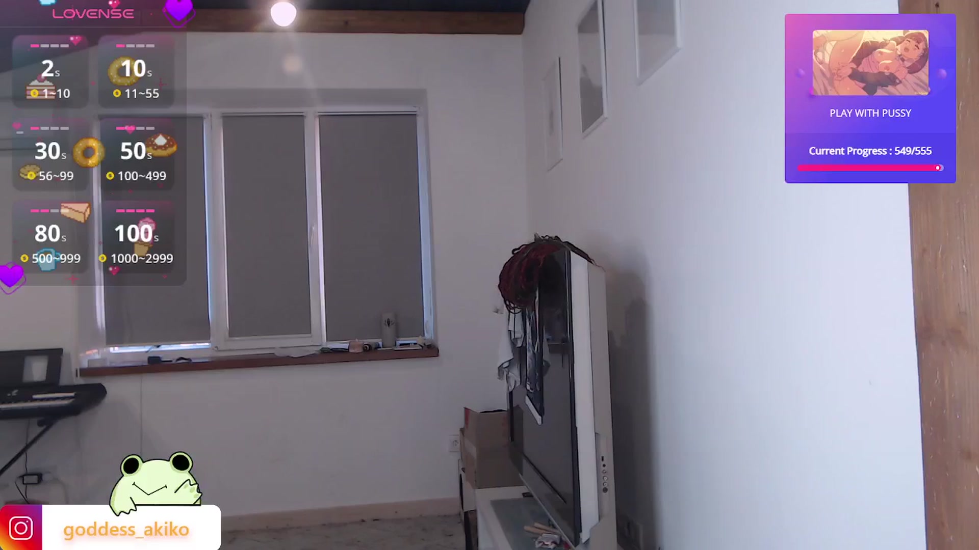 Gallery image thumbnail from AkikoHentai's myfreecams stream on, 10/23/2024, 15:29 image 12 of 20
