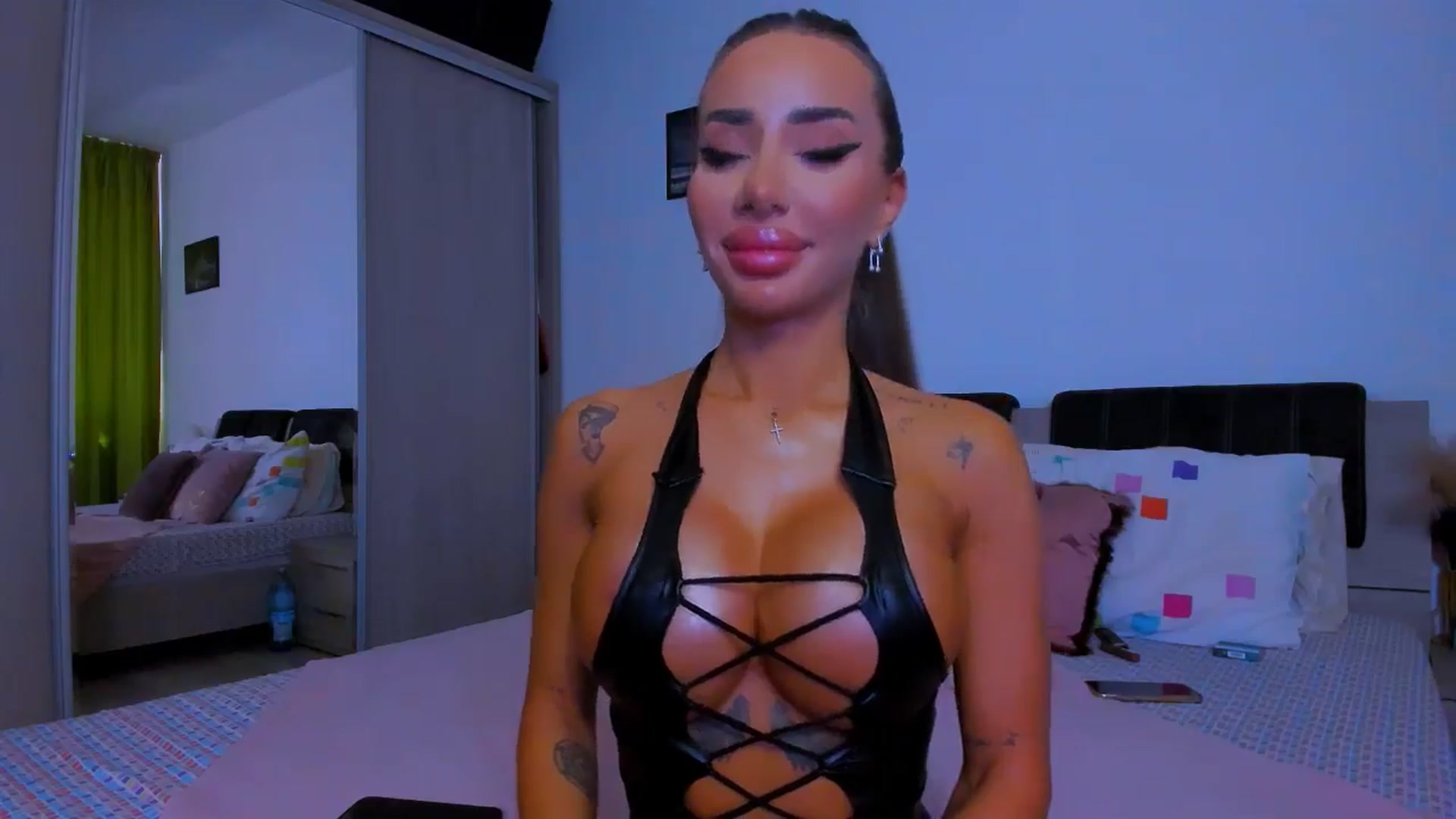 Gallery image thumbnail from Akira10's myfreecams stream on, 04/25/2025, 10:51 image 7 of 20