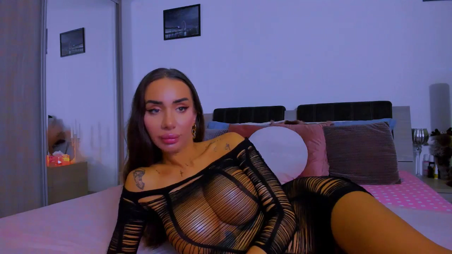 Gallery image thumbnail from Akira10's myfreecams stream on, 06/04/2025, 11:03 image 5 of 20