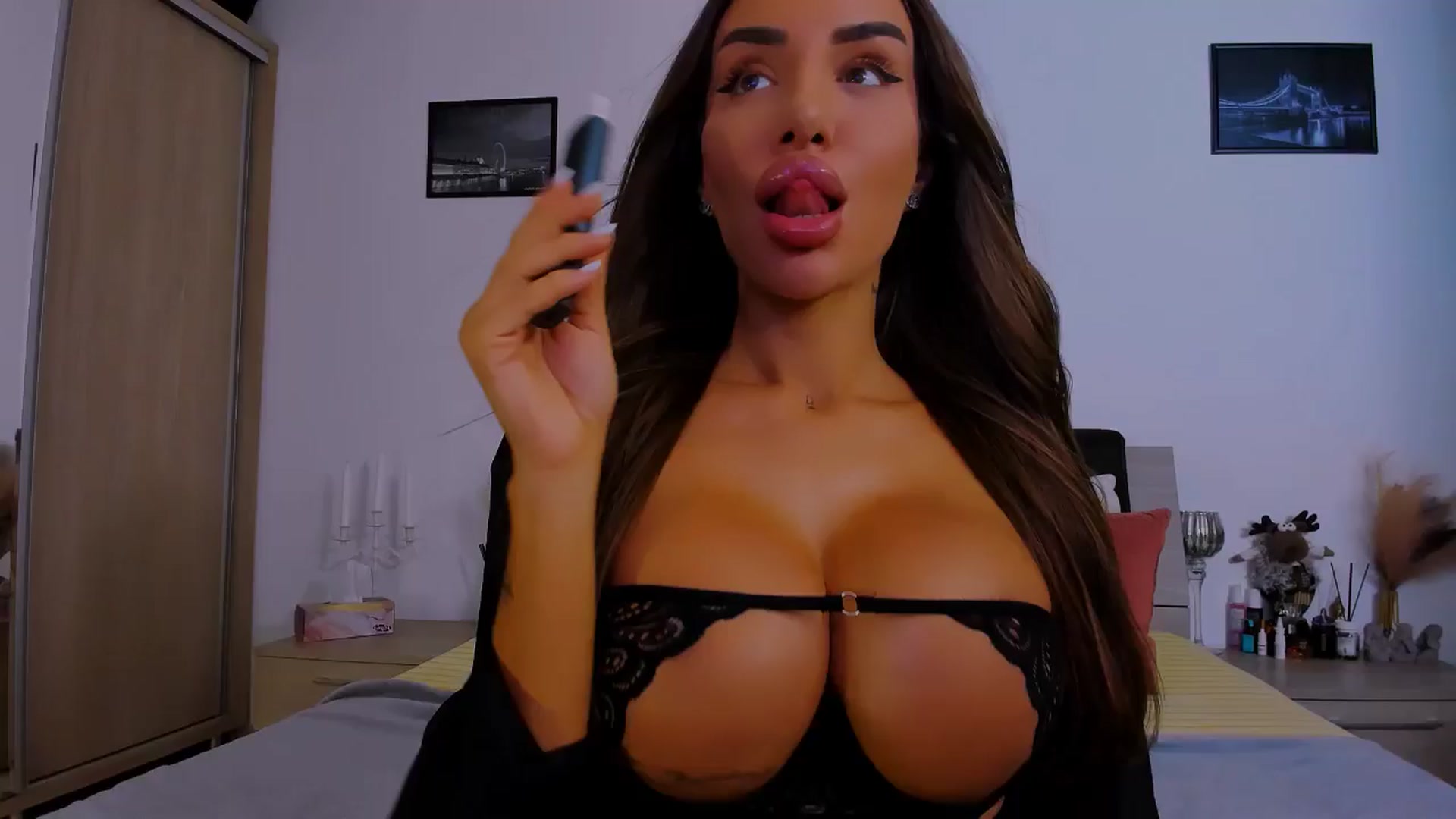Gallery image thumbnail from Akira10's myfreecams stream on, 09/01/2025, 10:32 image 14 of 20