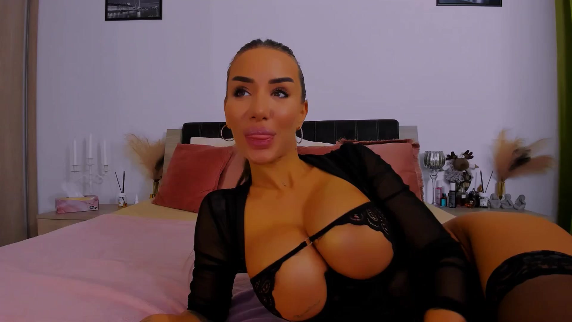 Gallery image thumbnail from Akira10's myfreecams stream on, 09/17/2025, 12:16 image 8 of 20