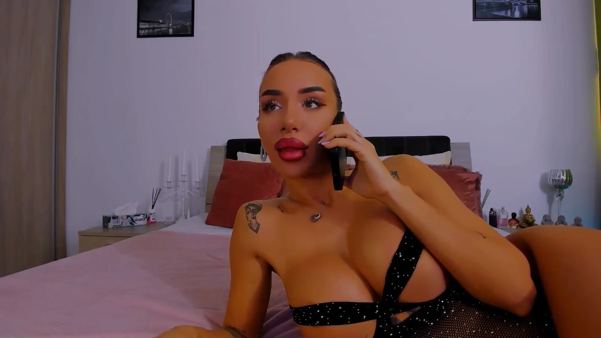 Gallery image thumbnail from Akira10's myfreecams stream on, 10/01/2025, 11:23 image 10 of 20