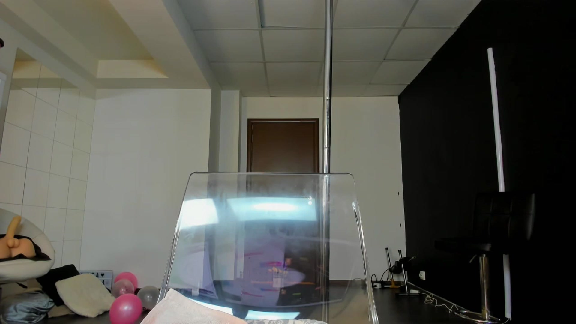 Gallery image thumbnail from AkiraLisa's myfreecams stream on, 04/22/2023, 15:19 image 17 of 20