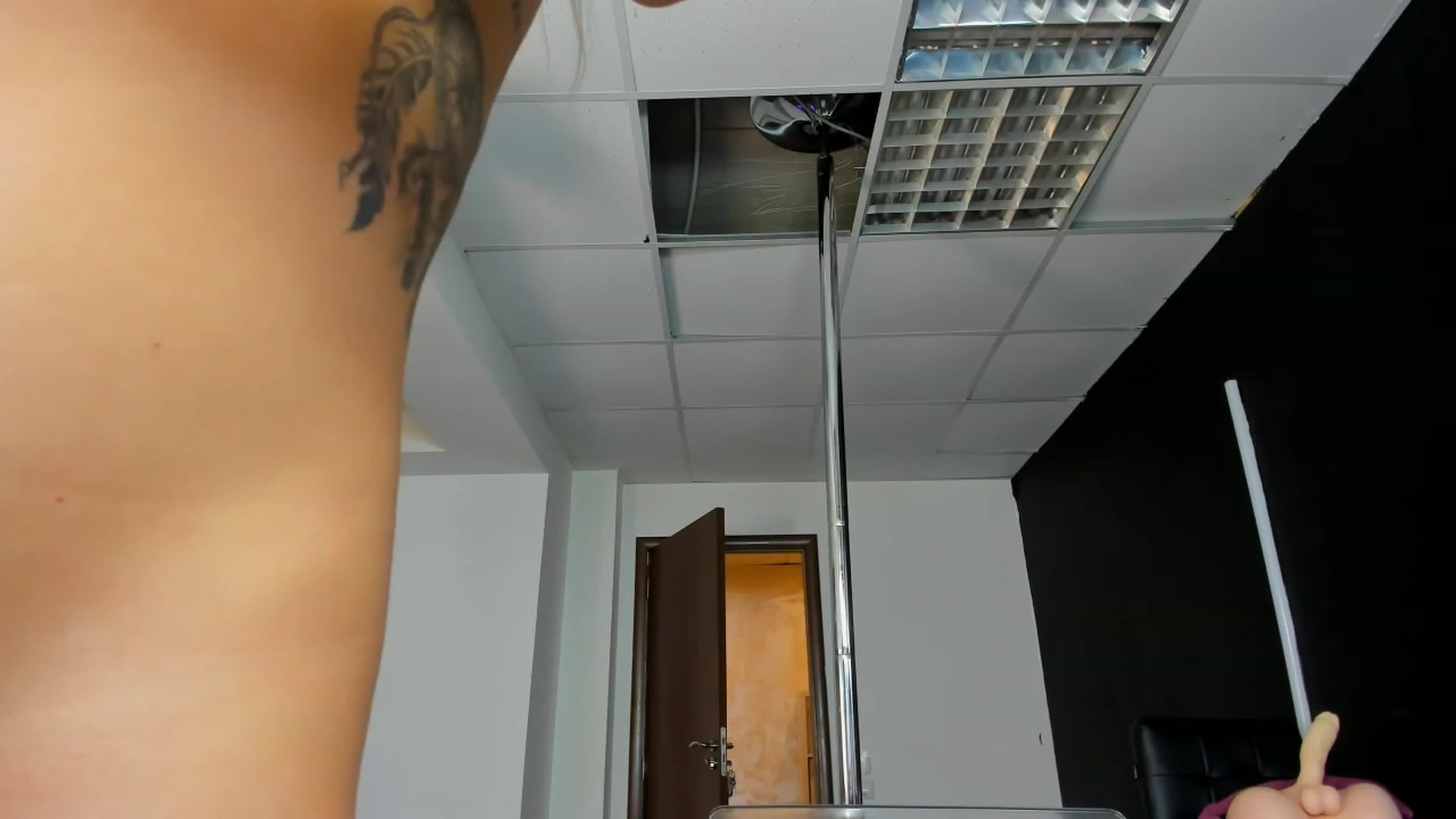 Gallery image thumbnail from AkiraLisa's myfreecams stream on, 06/08/2023, 12:37 image 11 of 20