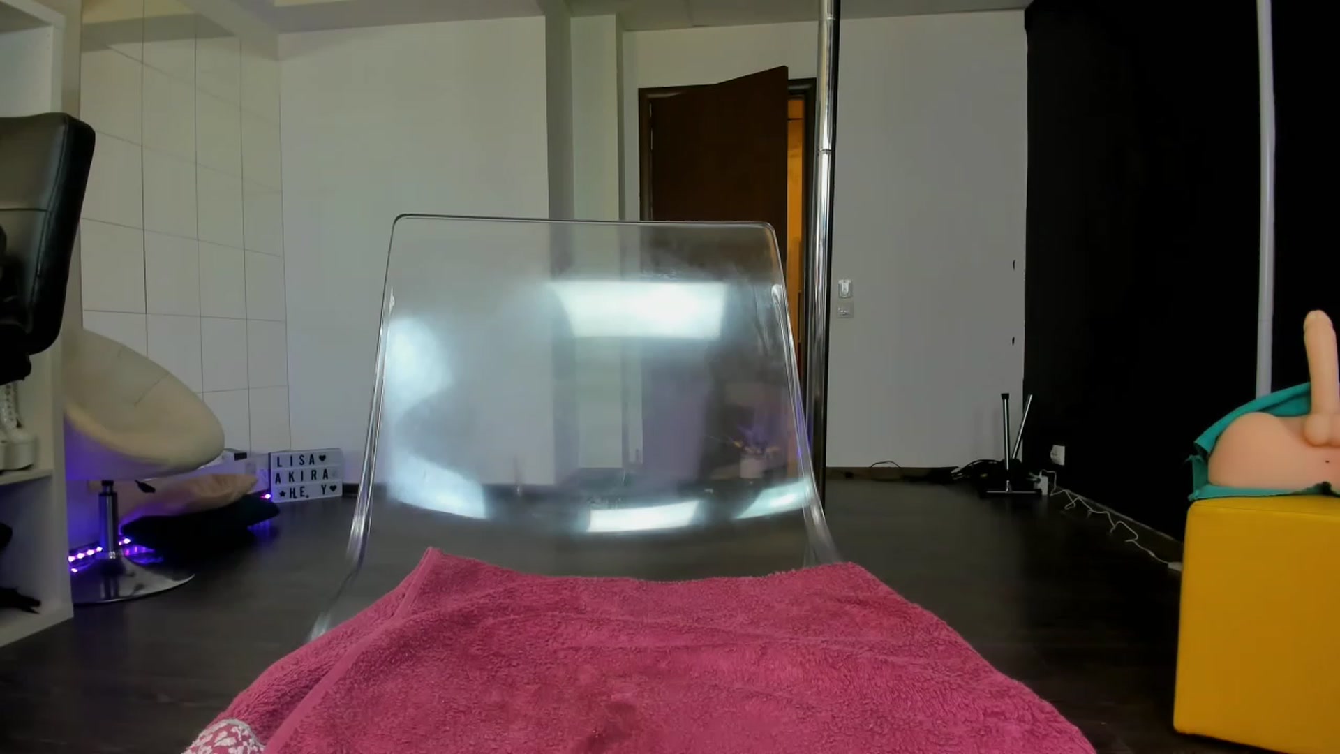 Gallery image thumbnail from AkiraLisa's myfreecams stream on, 06/11/2023, 10:10 image 9 of 20
