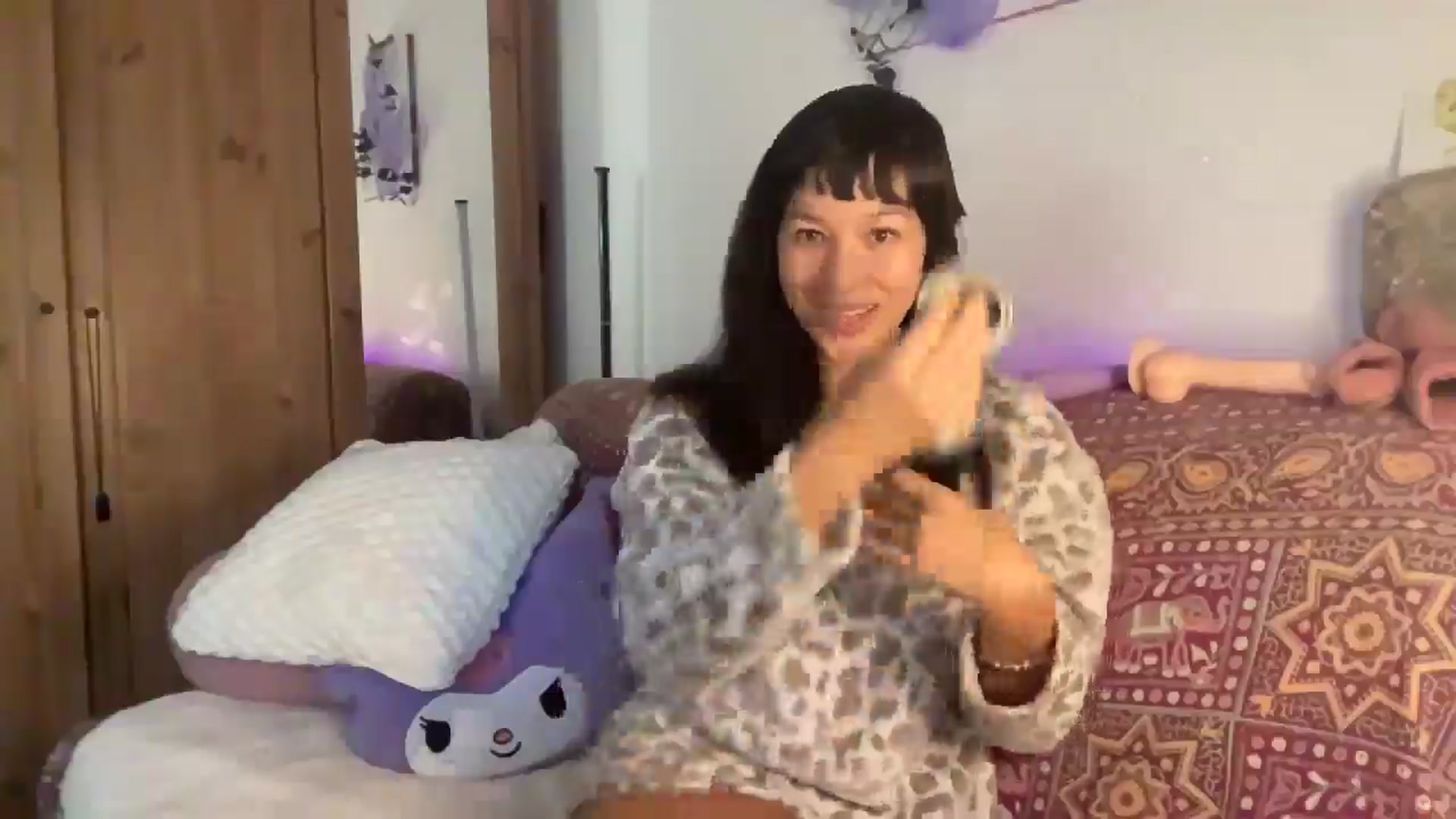 Gallery image thumbnail from AkiraSkye's myfreecams stream on, 11/20/2025, 08:47 image 14 of 20