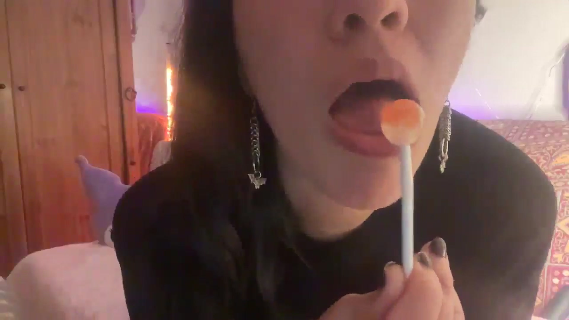 Gallery image thumbnail from AkiraSkye's myfreecams stream on, 11/30/2025, 02:49 image 8 of 20