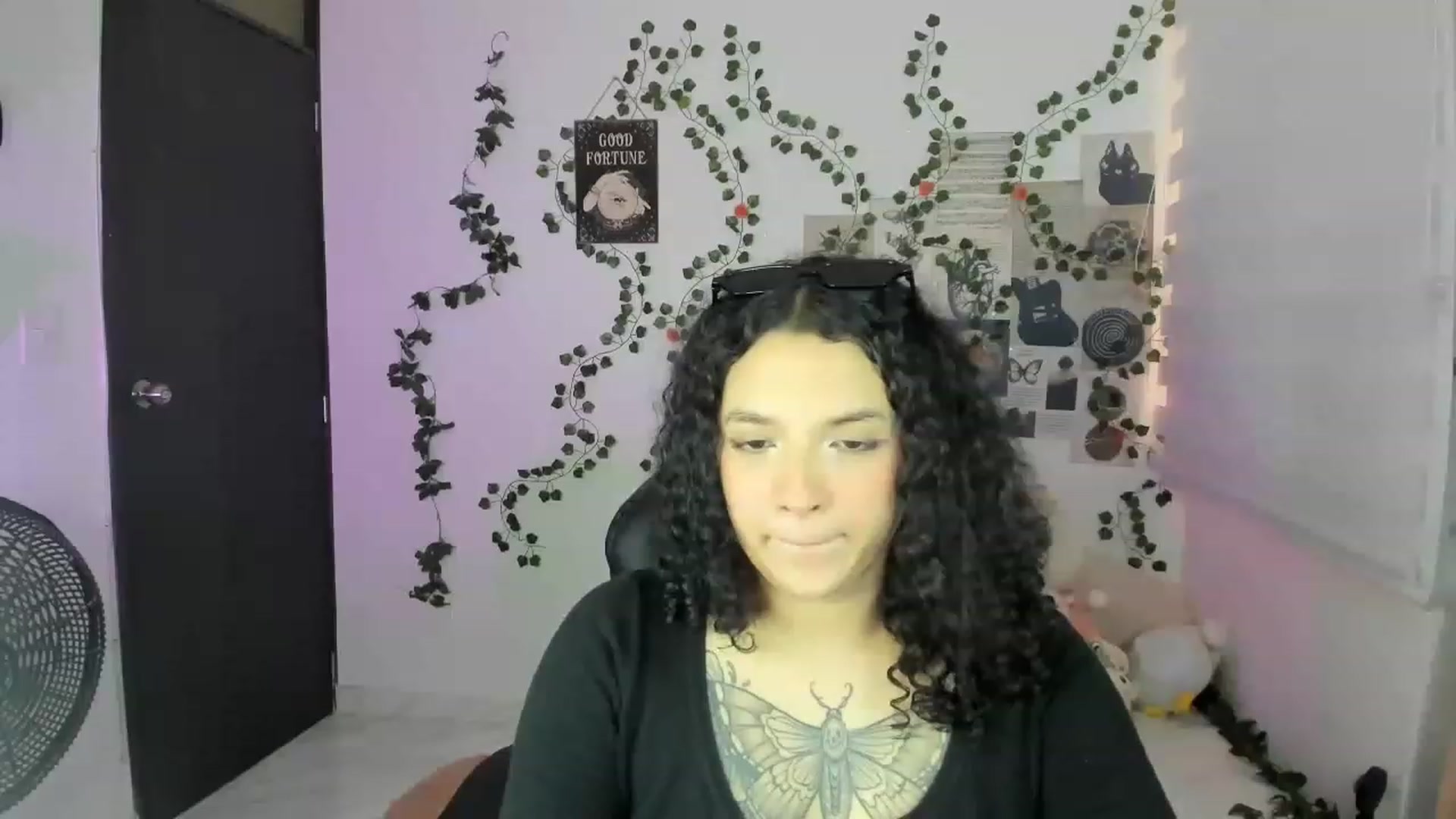 Gallery image thumbnail from Akira_Fire's myfreecams stream on, 04/11/2023, 23:48 image 13 of 20