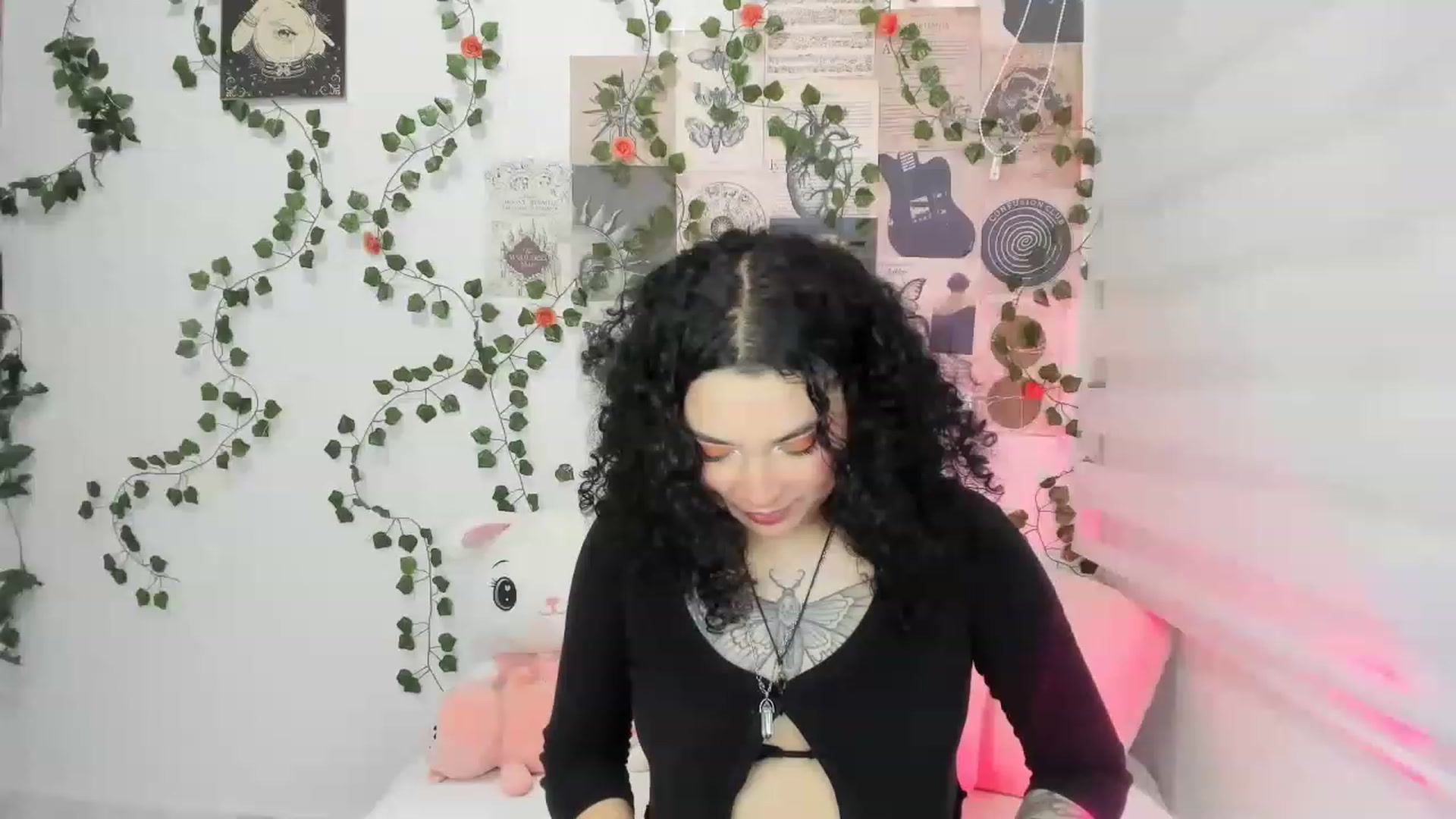 Gallery image thumbnail from Akira_Fire's myfreecams stream on, 05/24/2023, 05:01 image 1 of 20
