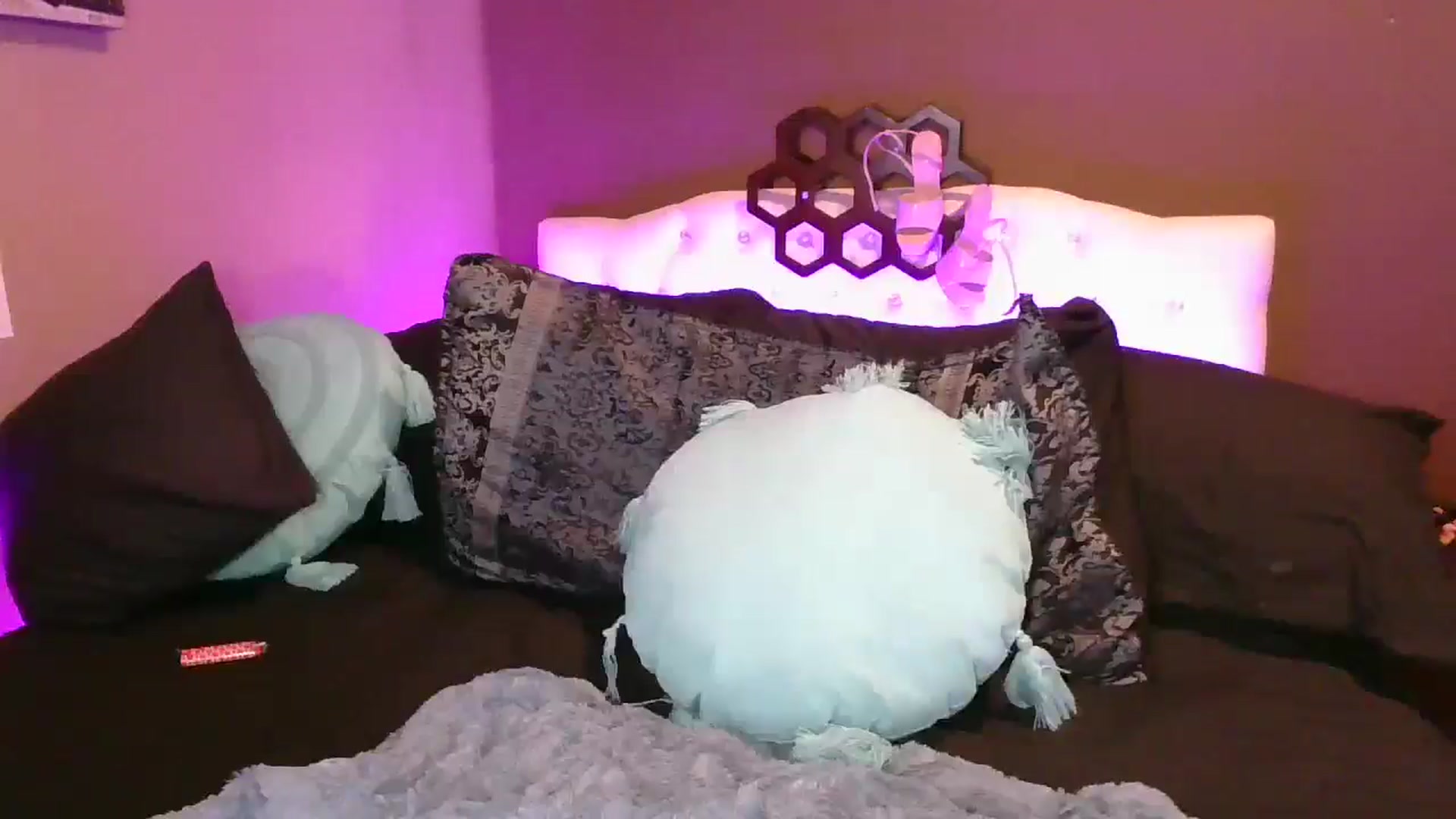 Gallery image thumbnail from AlabamaWhirly's myfreecams stream on, 08/06/2025, 15:57 image 20 of 20
