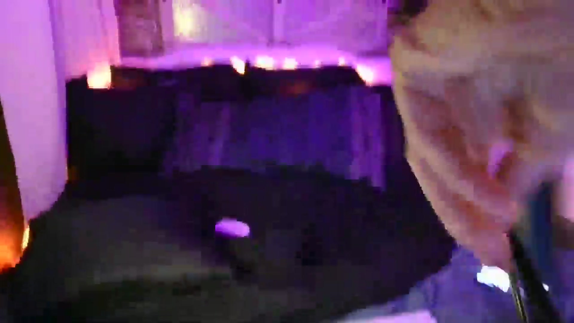 Gallery image thumbnail from AlabamaWhirly's myfreecams stream on, 08/30/2025, 13:51 image 11 of 20