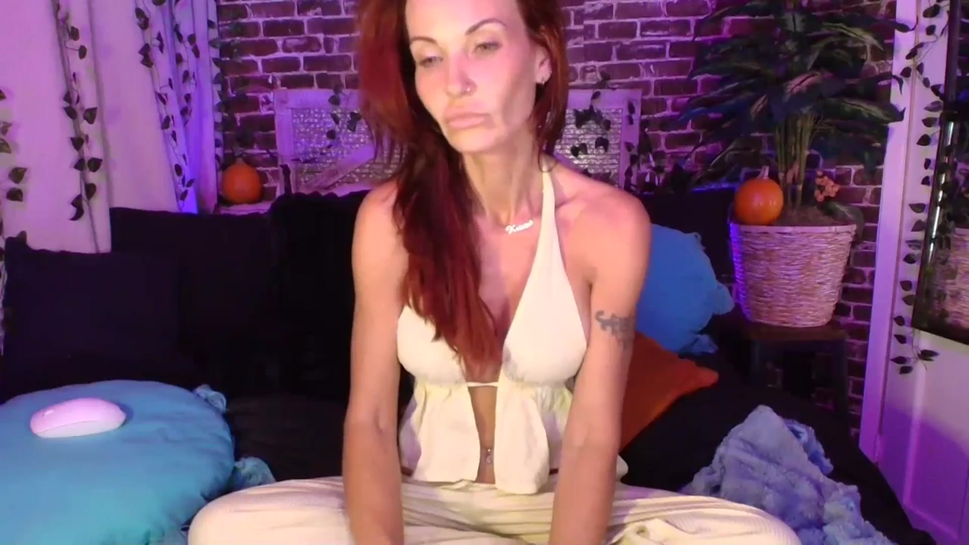 Gallery image thumbnail from AlabamaWhirly's myfreecams stream on, 10/11/2025, 05:32 image 11 of 20